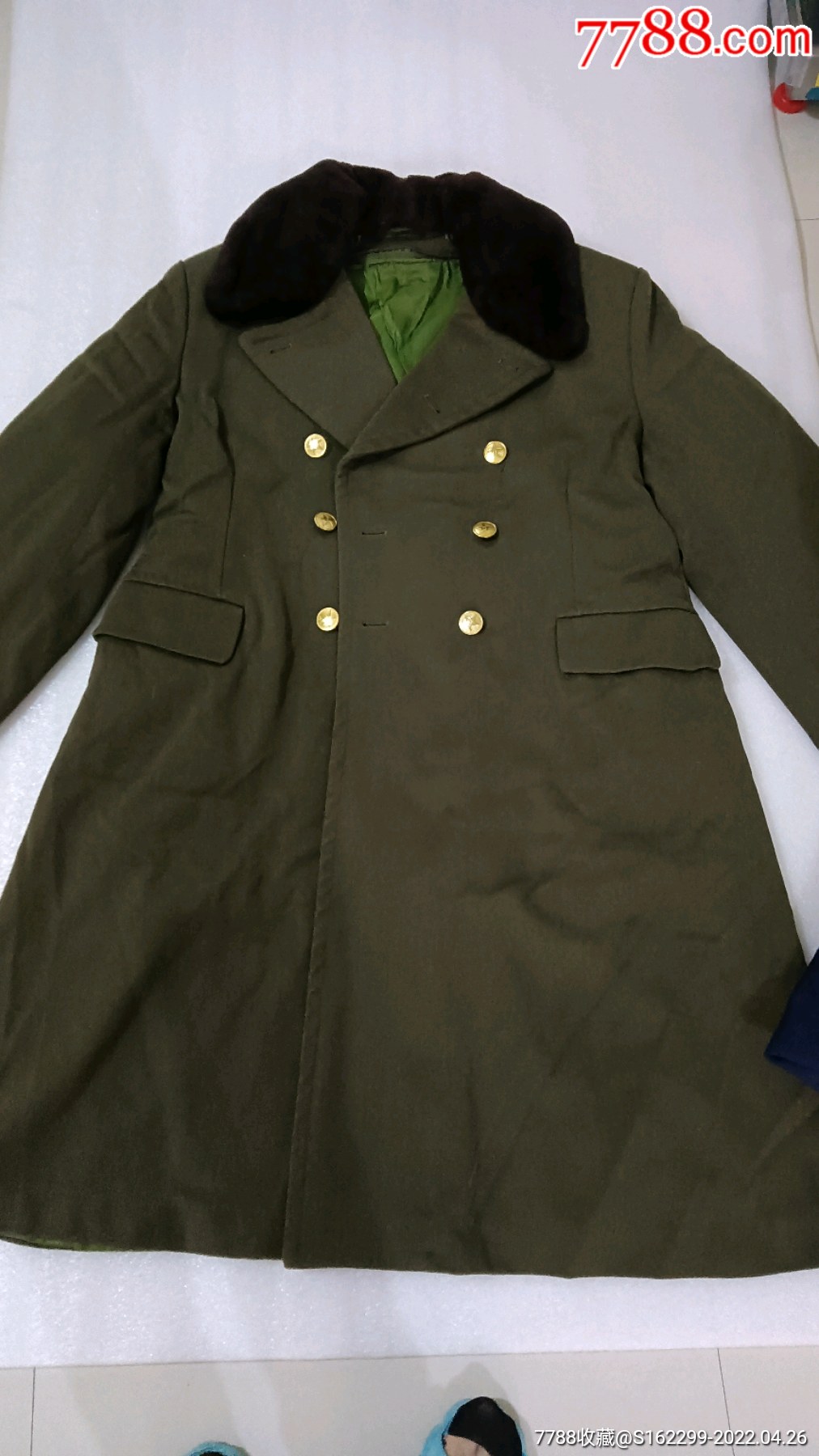     "商品>>>>￥789品99校毕上衣