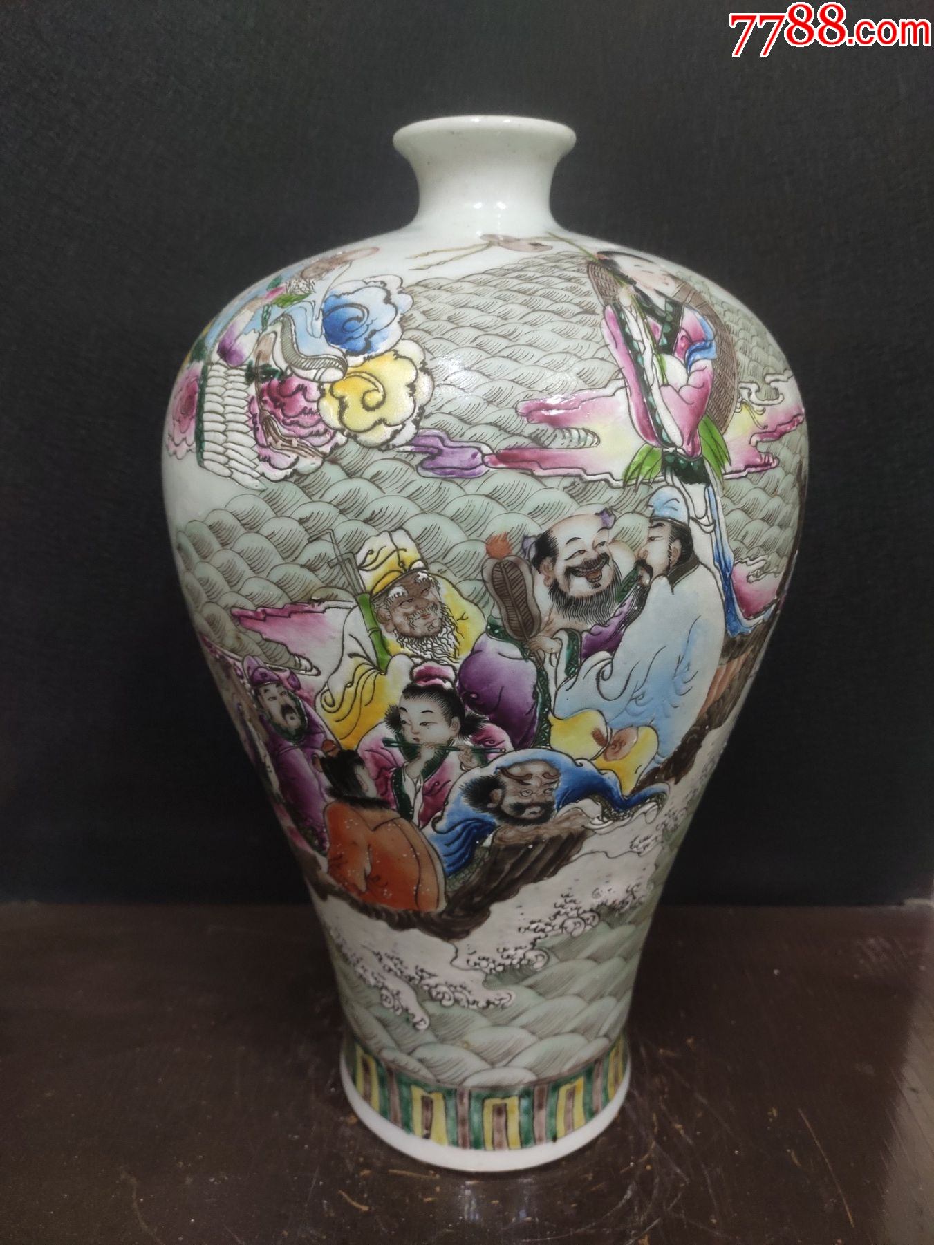 民国八仙过海人物花瓶