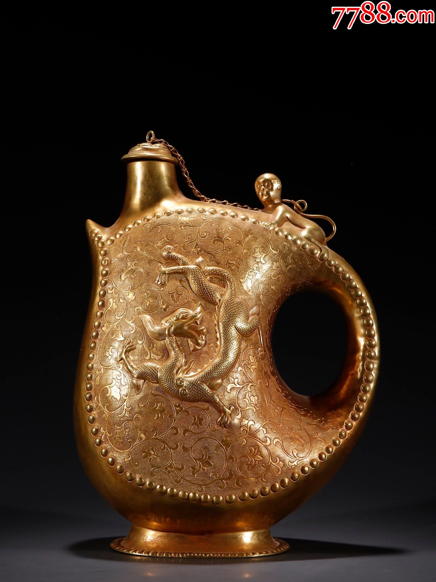 铜鎏金龙纹灵猴包袱壶