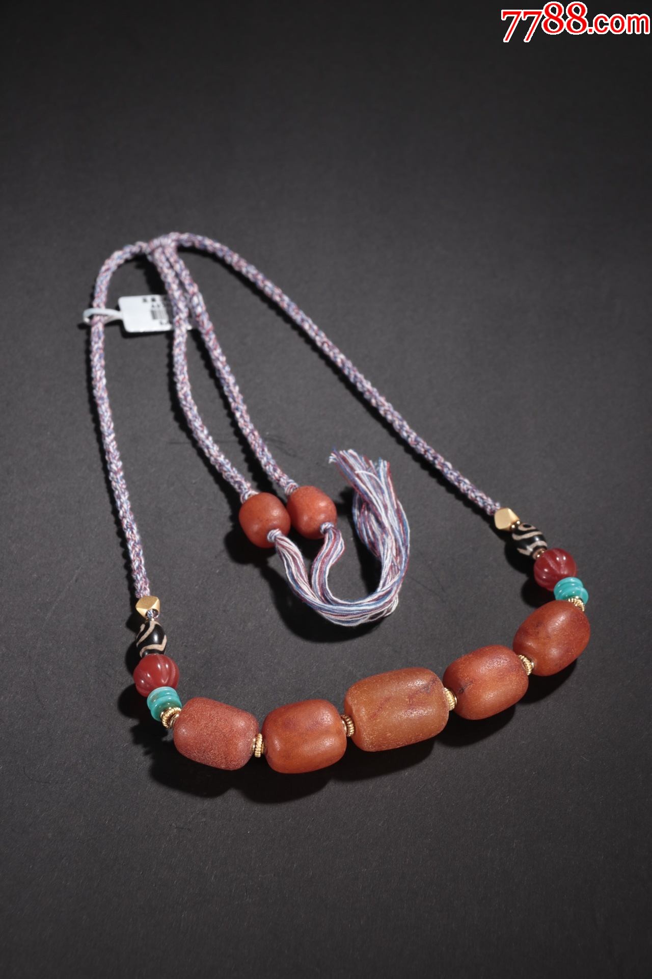 藏传百年老蜜蜡桶珠项链