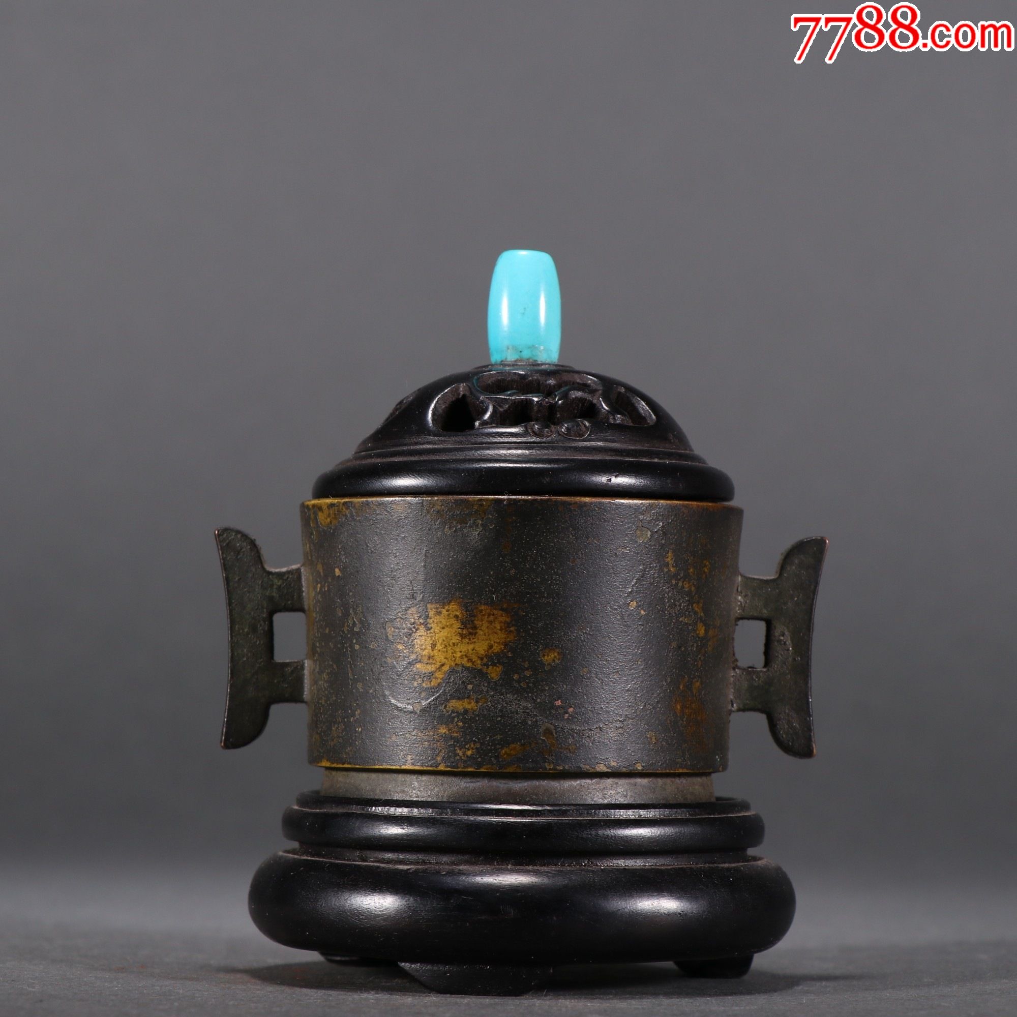 世古之宝款老铜制戟耳香薰炉