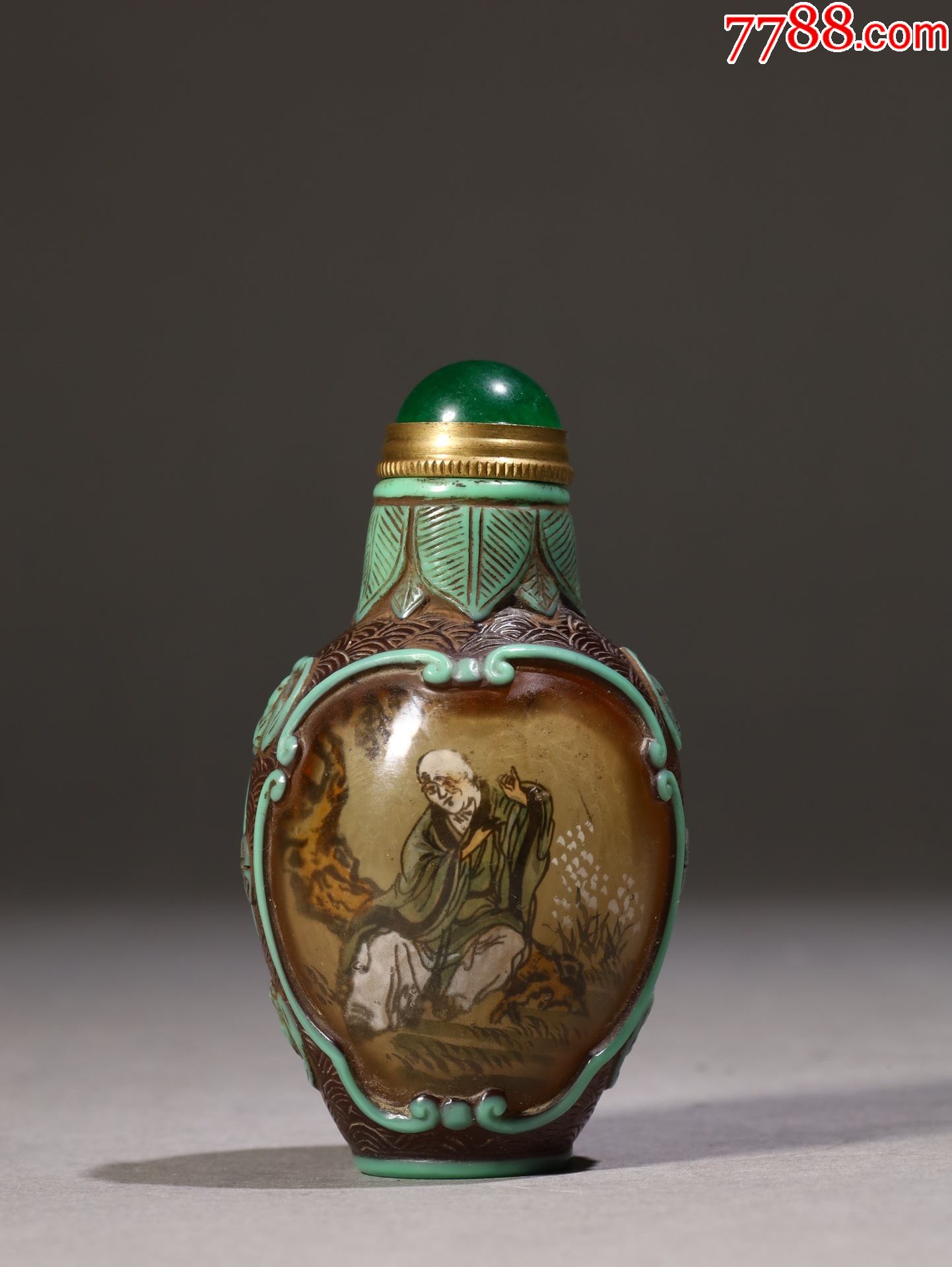 料器套料蝠捧寿内绘人物鼻烟壶