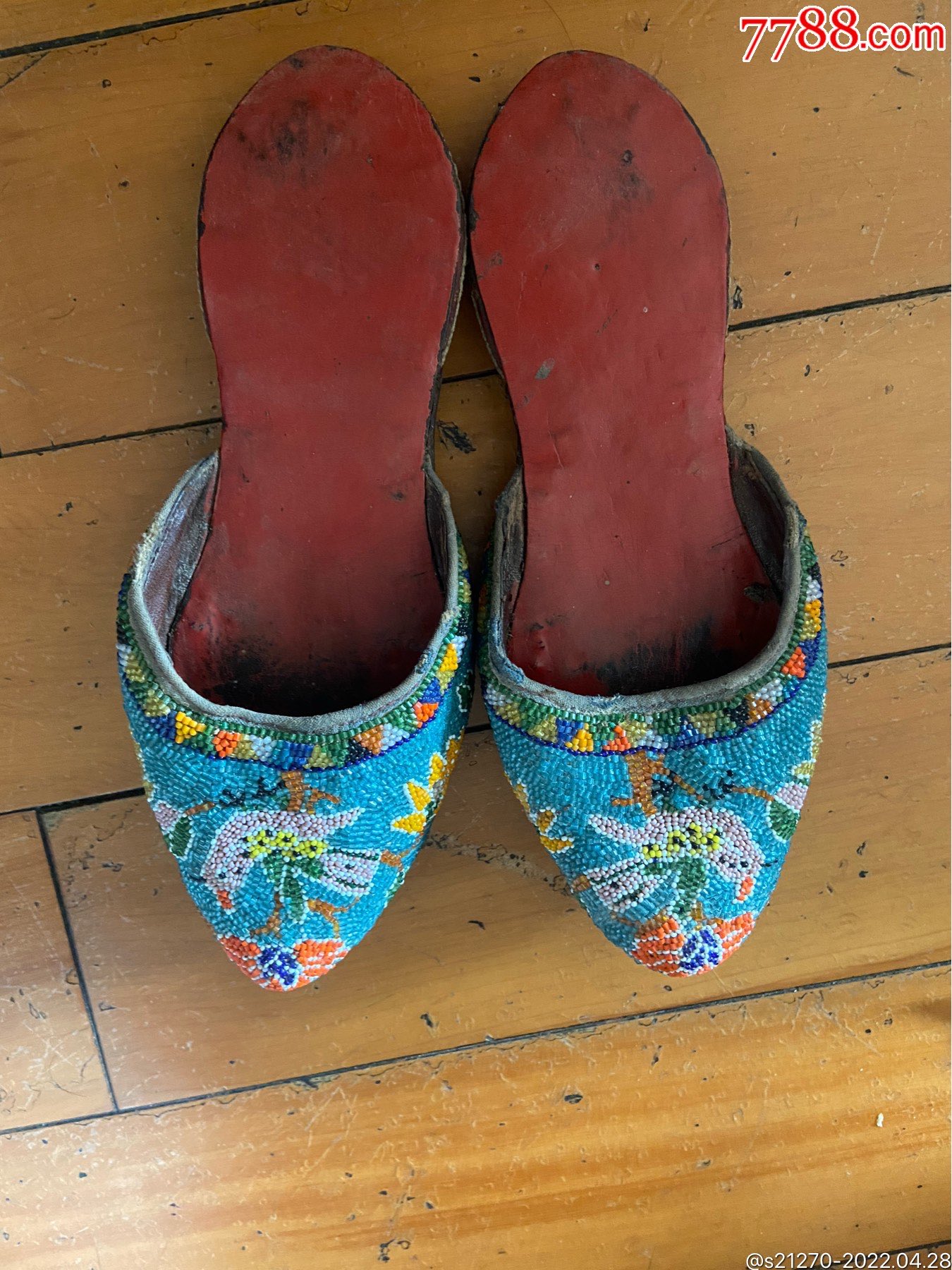 民国珠锈拖一双_绣花鞋/鞋垫_梧村票证【7788收藏__收藏热线】