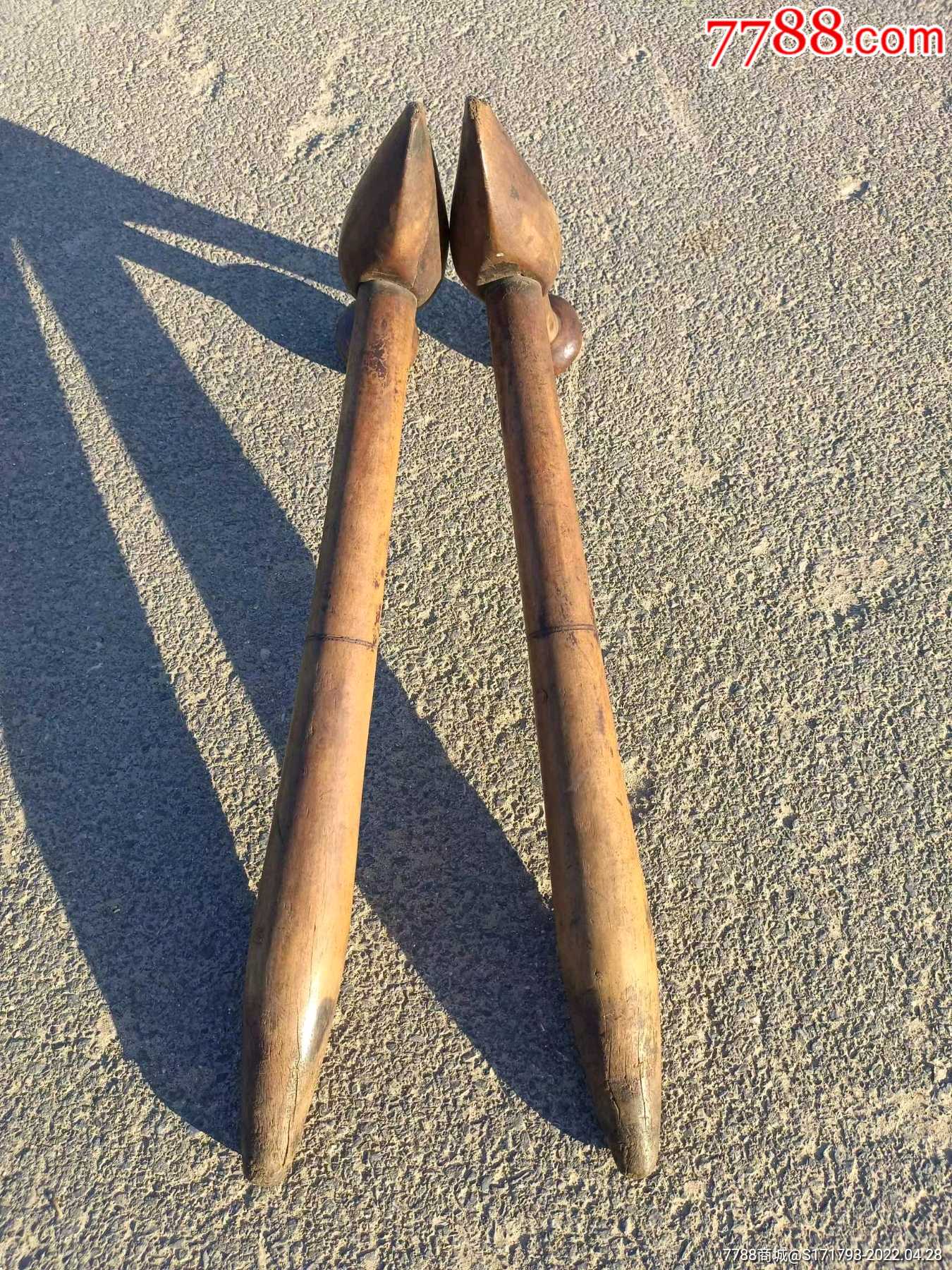 清代枣木冷兵器之王拐子一对包浆醇厚使用痕迹明显