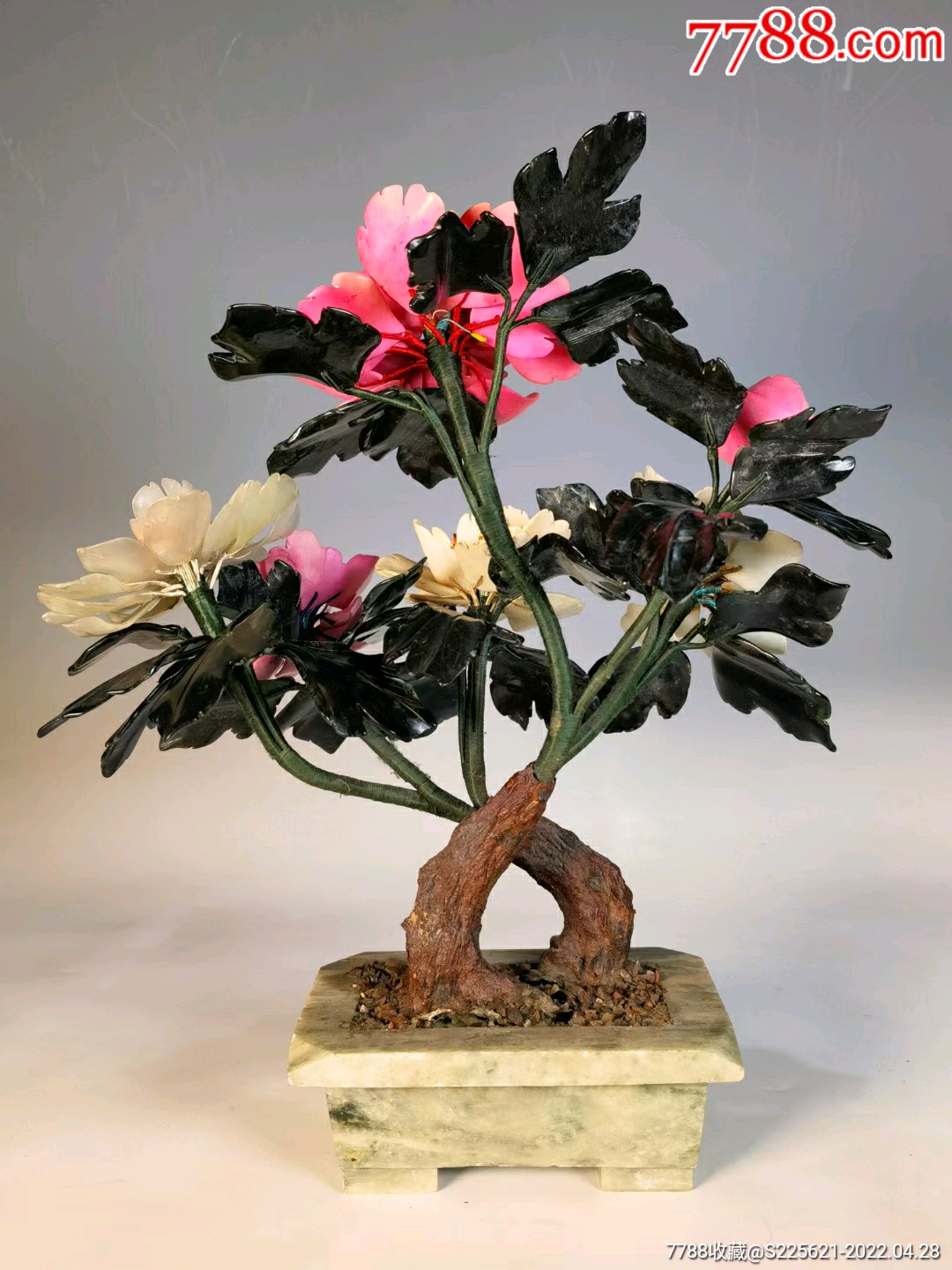 创汇时期玉石牡丹花盆景