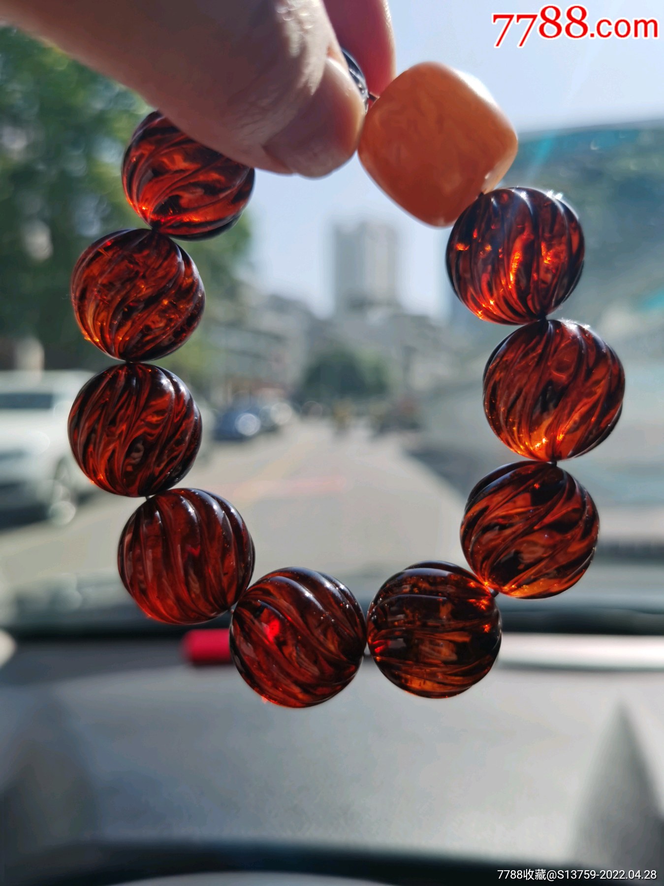 俄罗斯回流纯手工老南瓜琥珀手串