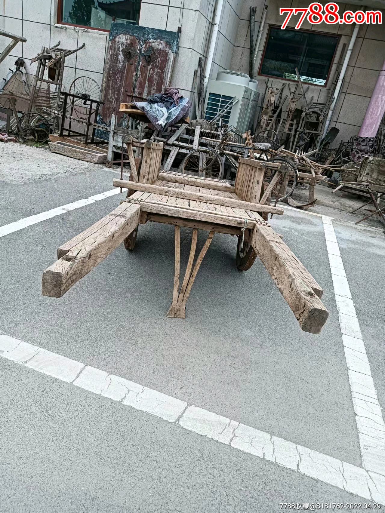民国时期的老榆木马车一辆