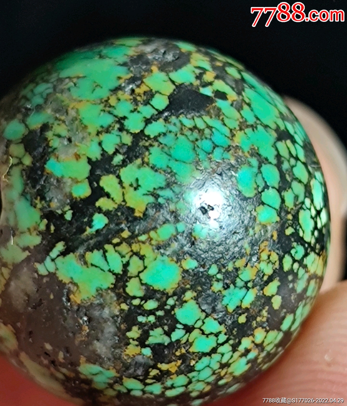 爆老绿松石珠子