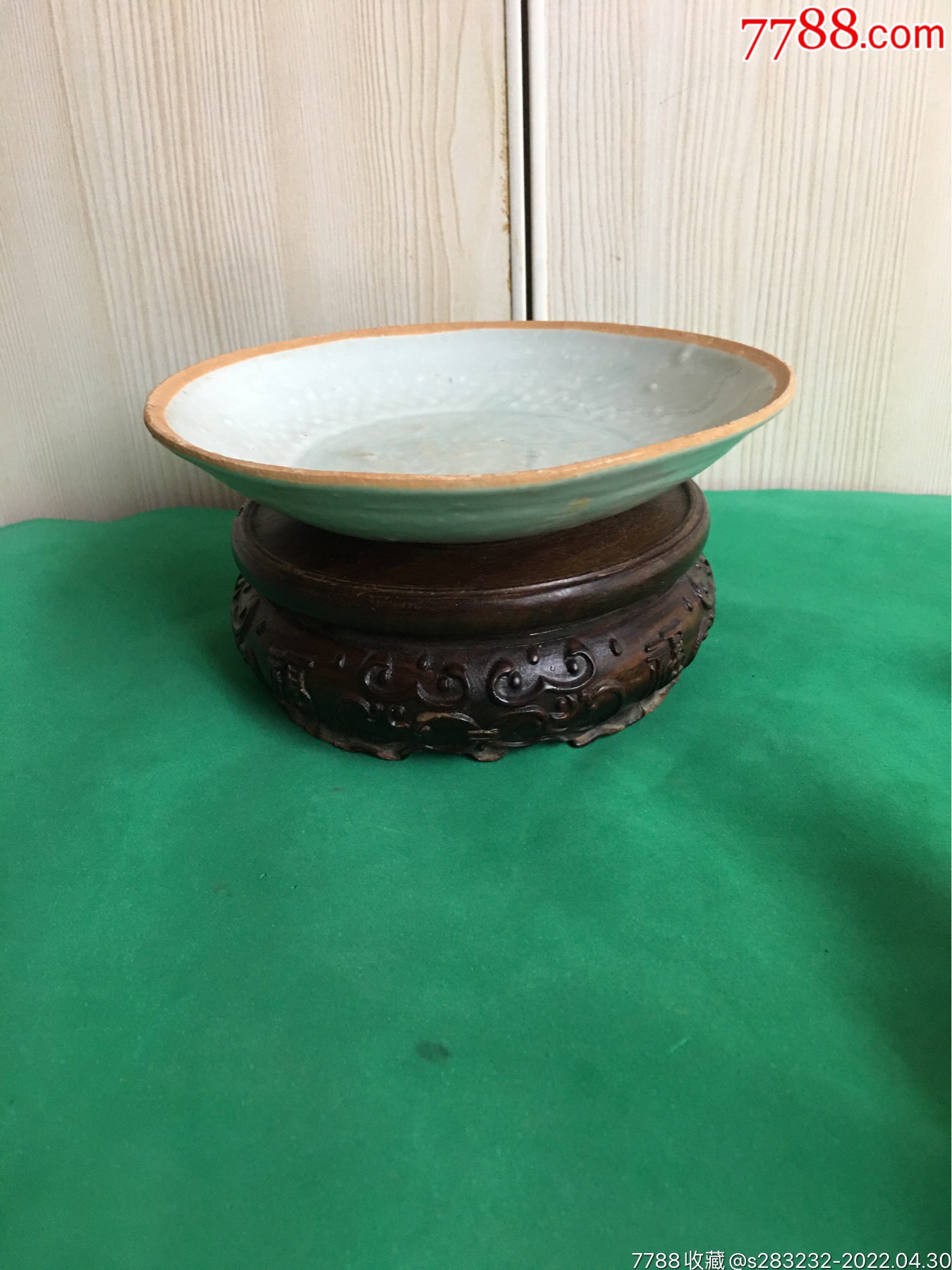 宋代景德镇窑青白瓷鸳鸯笔洗