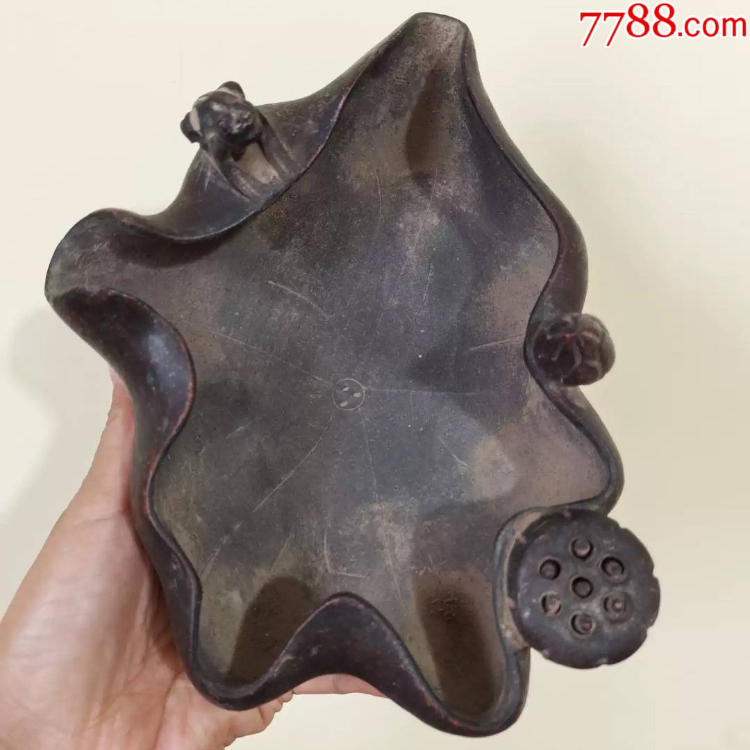 荷花型紫砂笔洗