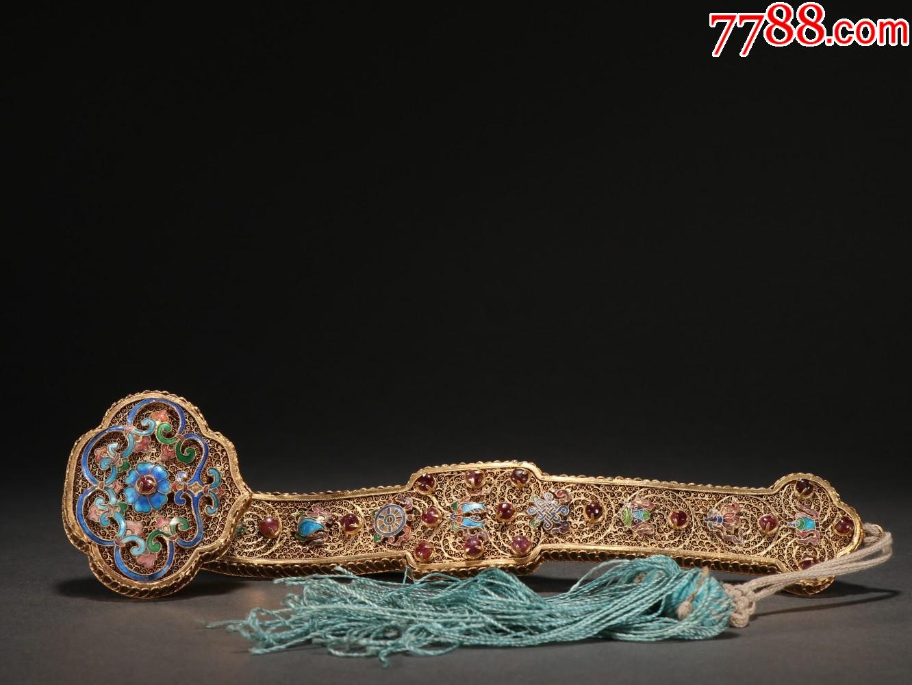 银鎏金烧蓝佛教八宝纹如意