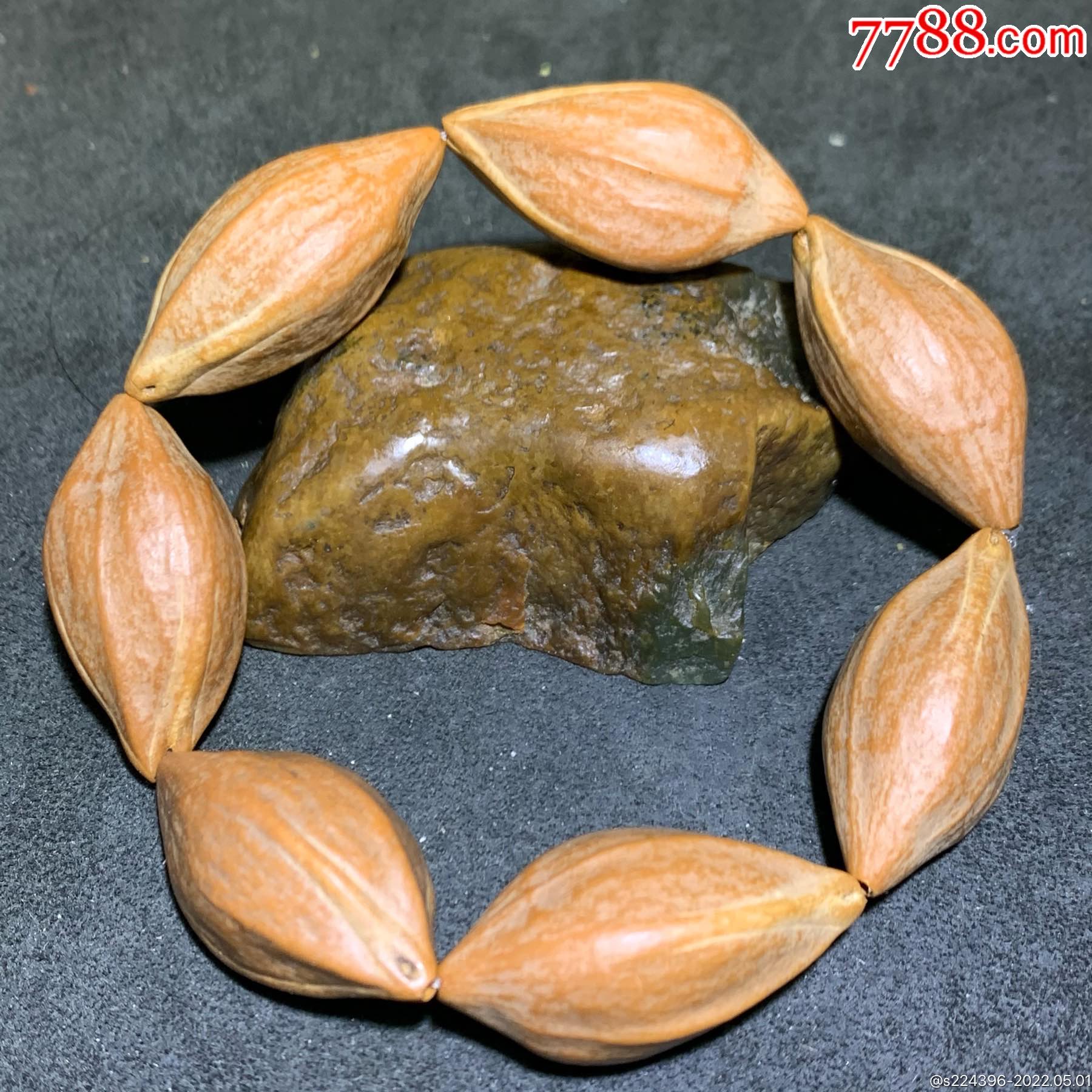 野生原皮原籽三花六棱大橄榄核单圈手串一条