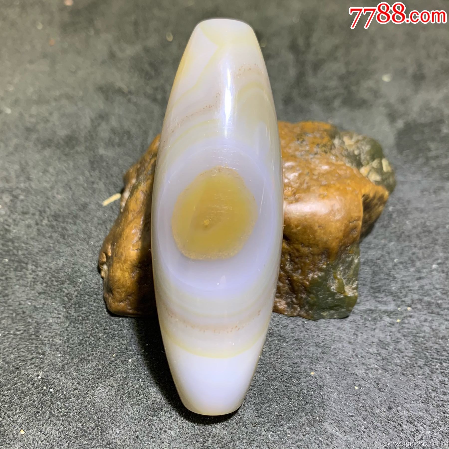 精美高玉化巴西玛瑙天眼大桶珠一颗