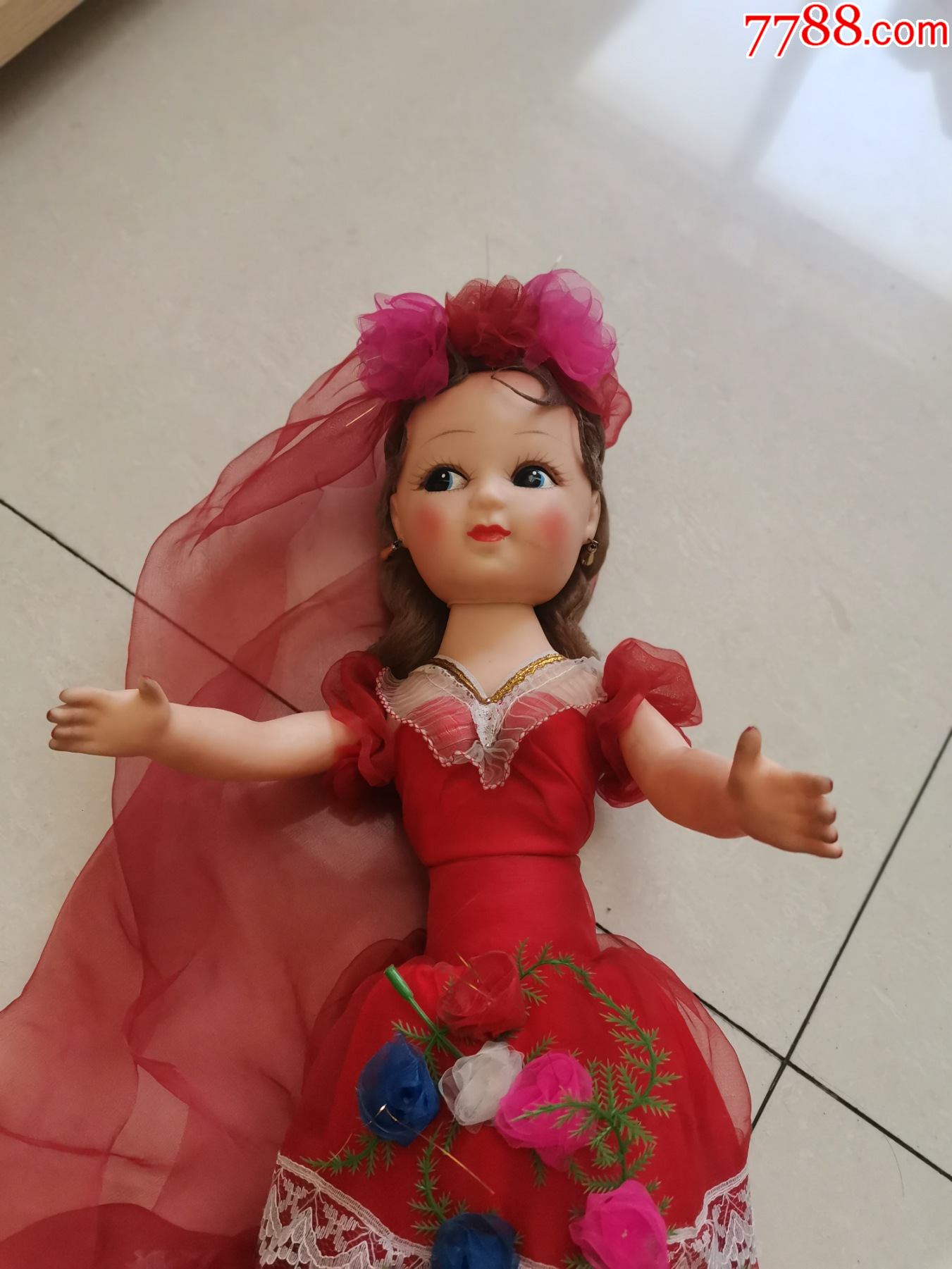 早期胶皮女娃娃