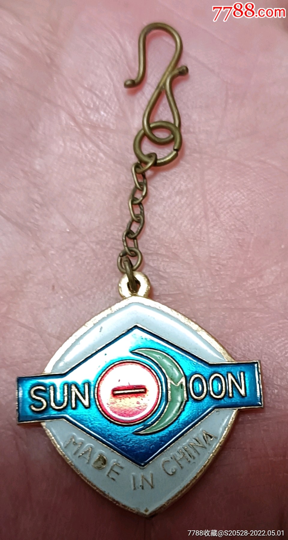 日月徽章包邮