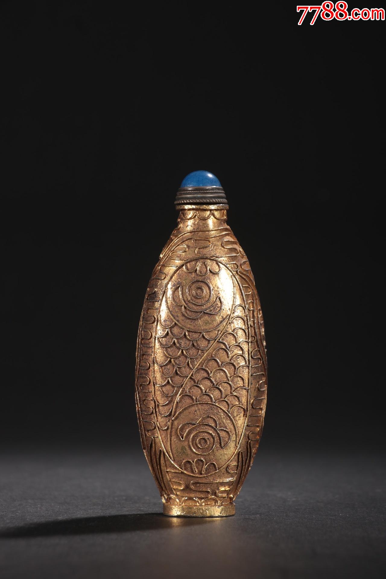 铜鎏金掐丝年年有余鼻烟壶