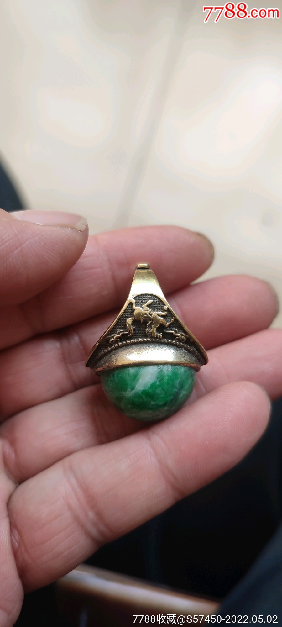 乾隆年制翡戒指