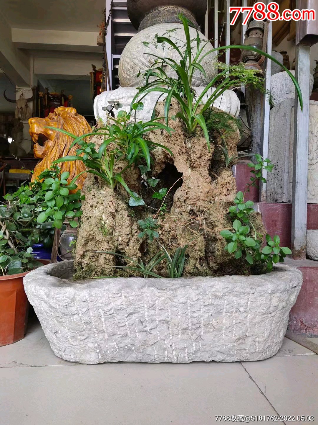 民国老上水石完整漂亮加石槽