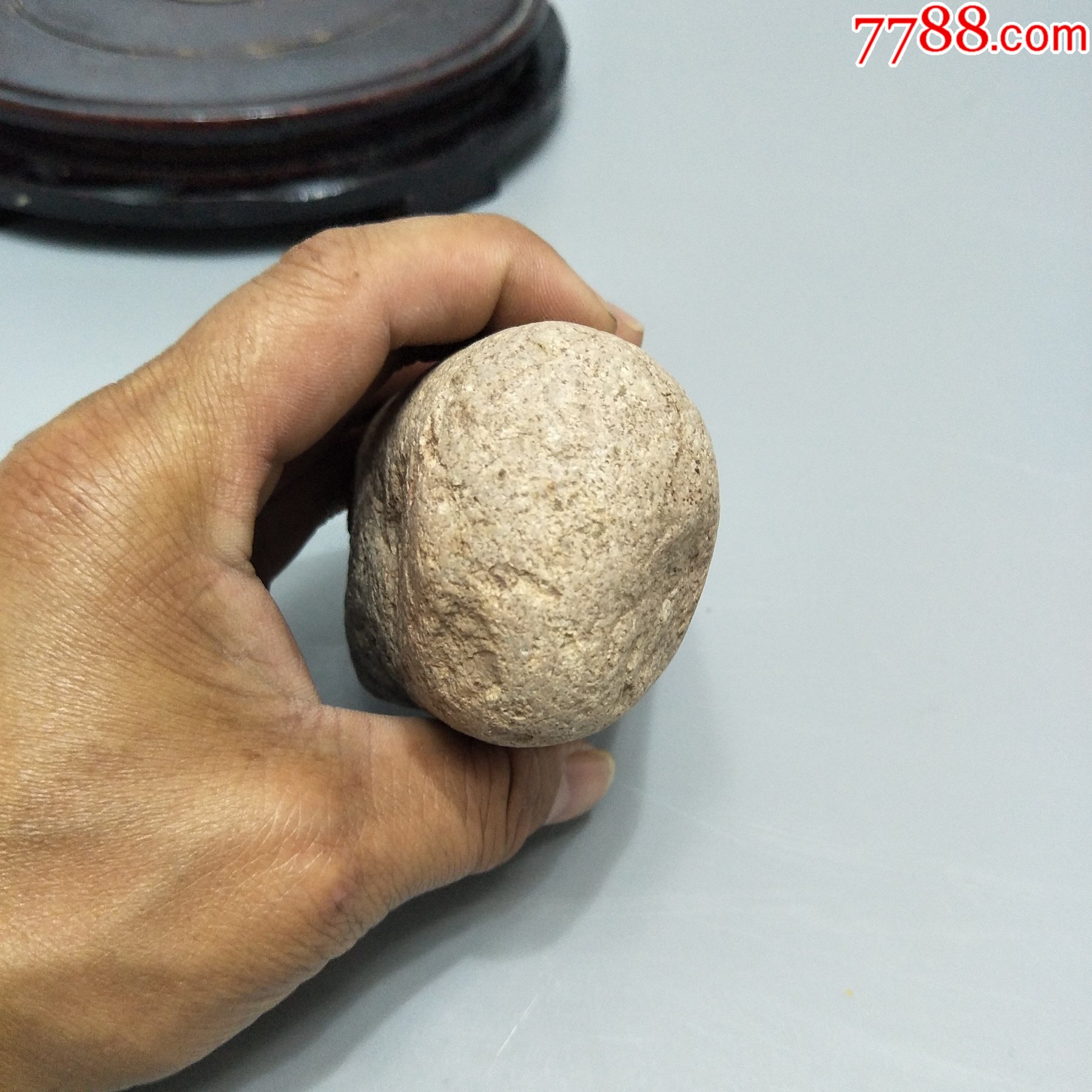 远古石器石锤古人用砸坚果类用的包老包快