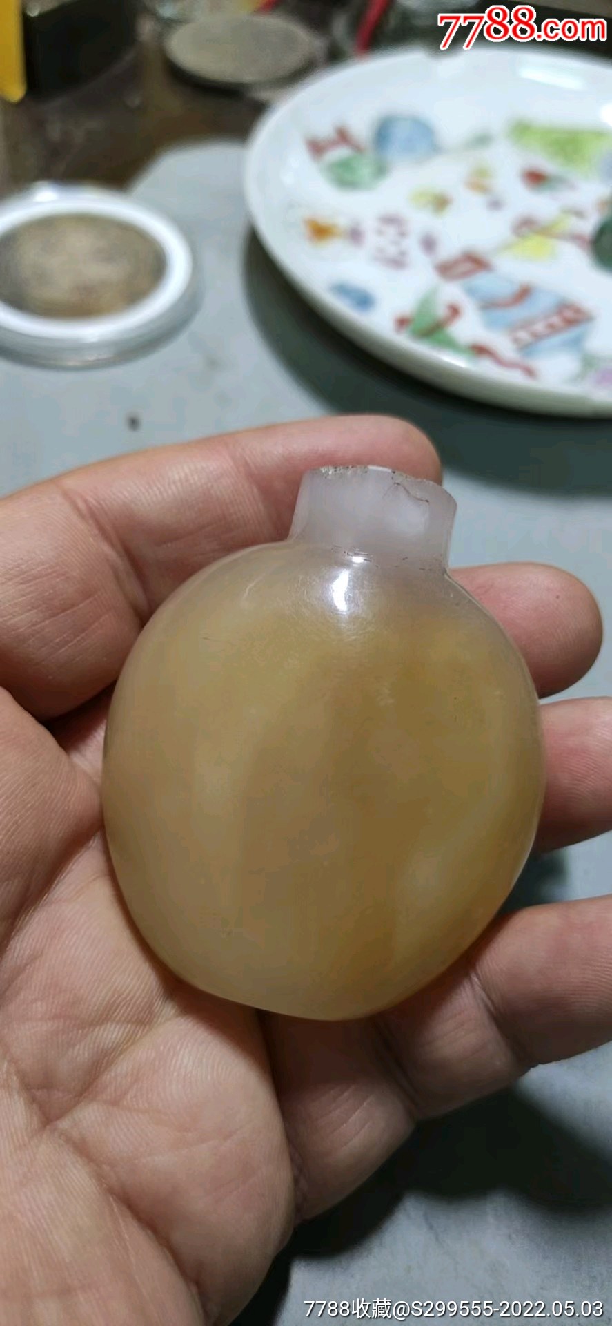 清代老琉璃鼻烟壶如图完整口有小磕235