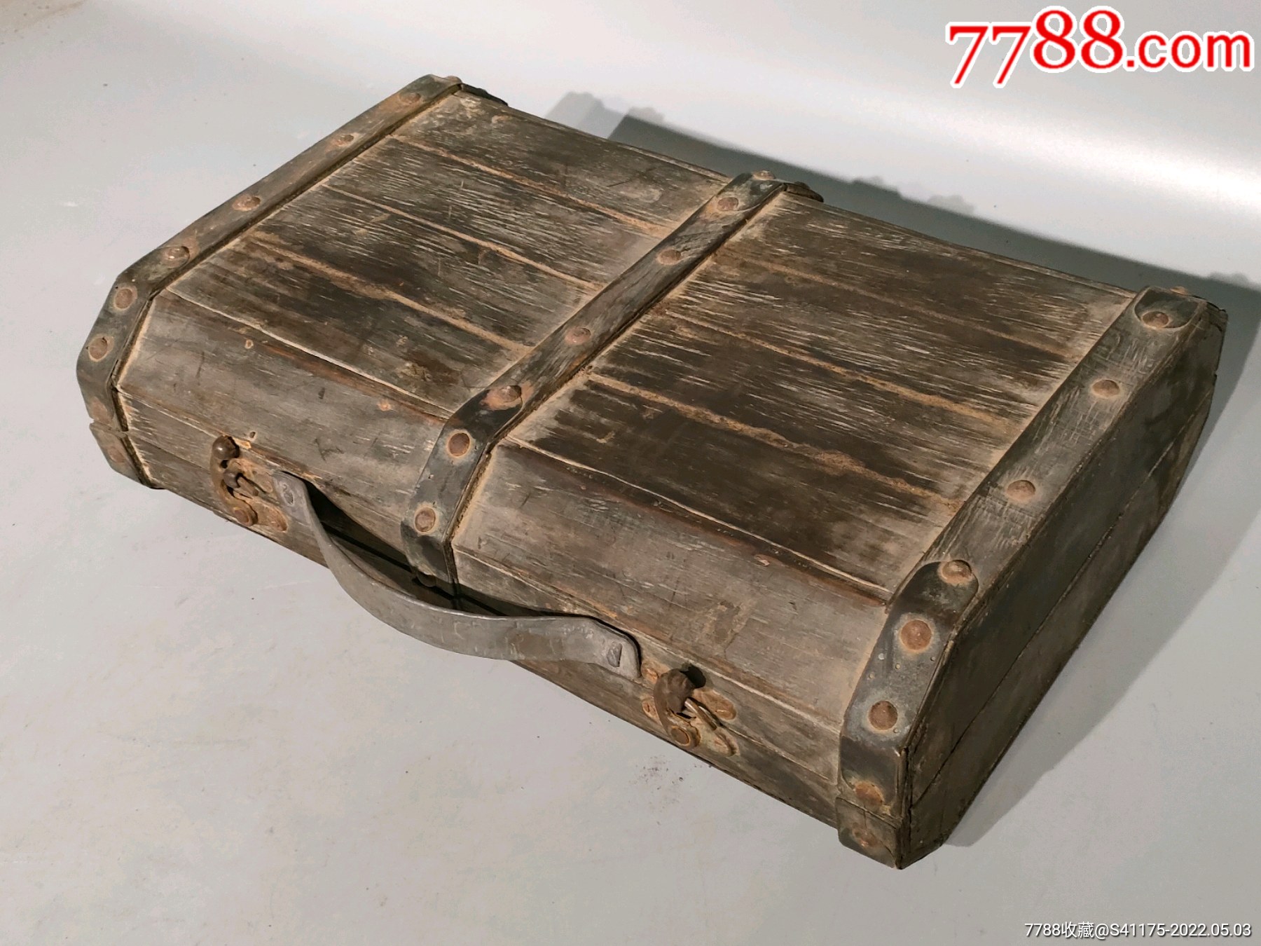 民国木雕手提箱-价格:350元-se86883920-木箱-零售-7788人民币收藏