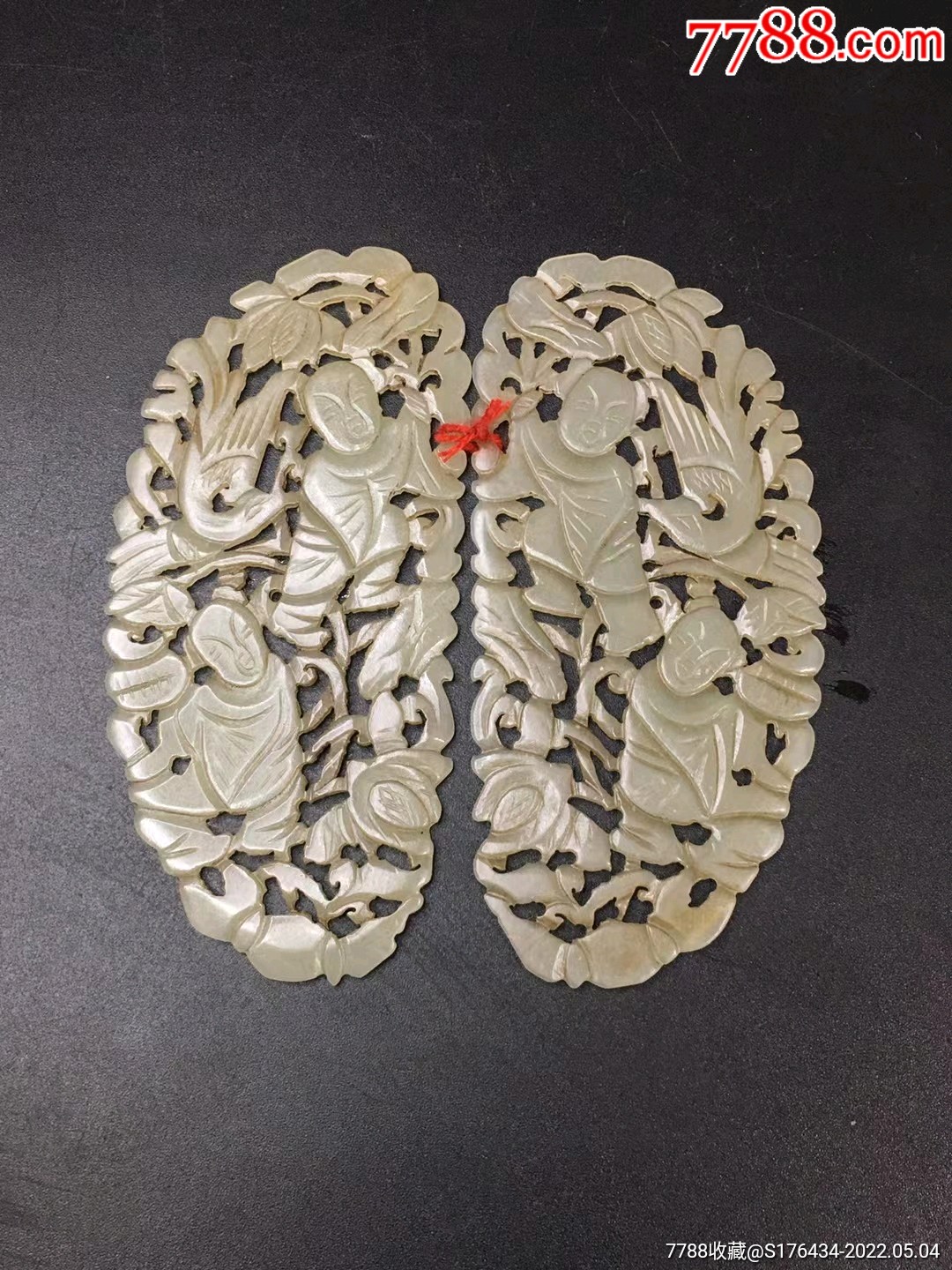 一对和田玉帽花