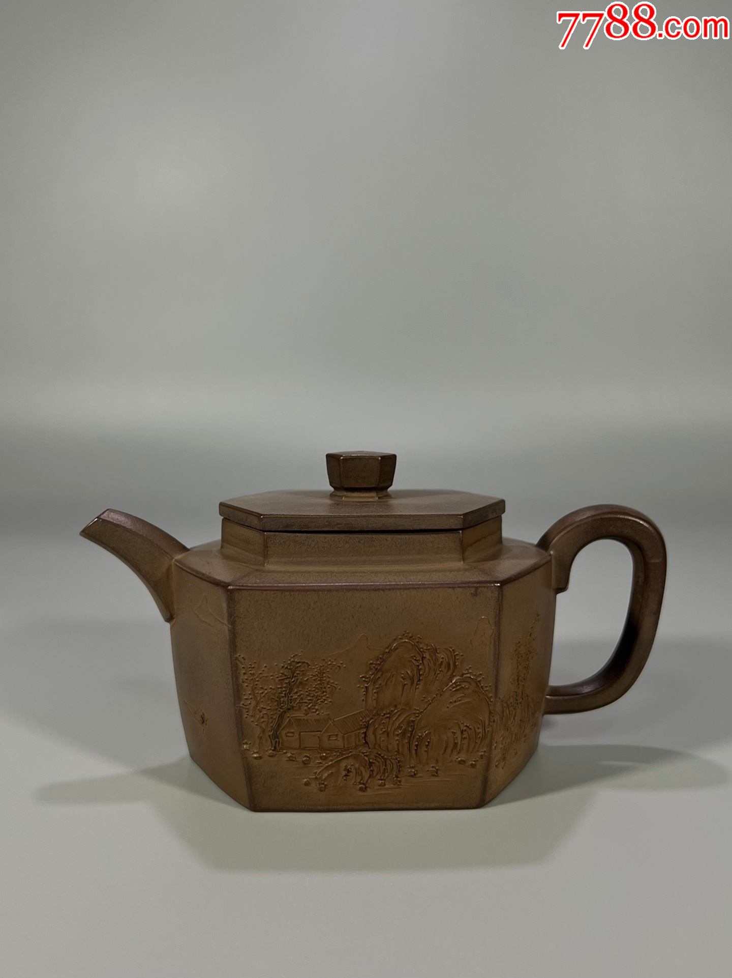 周季山紫砂彩绘菱形六方壶