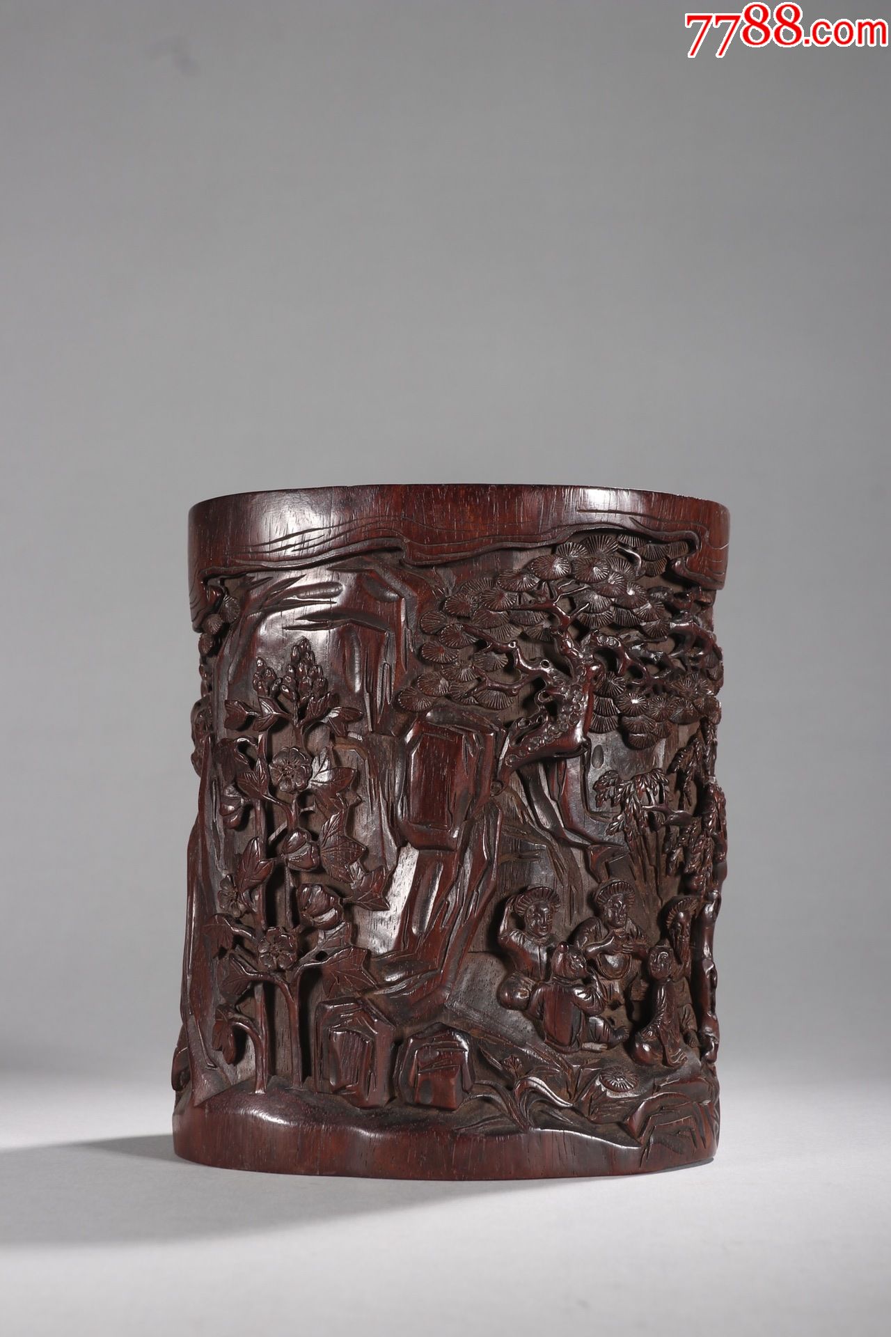 小叶紫檀人物故事笔筒