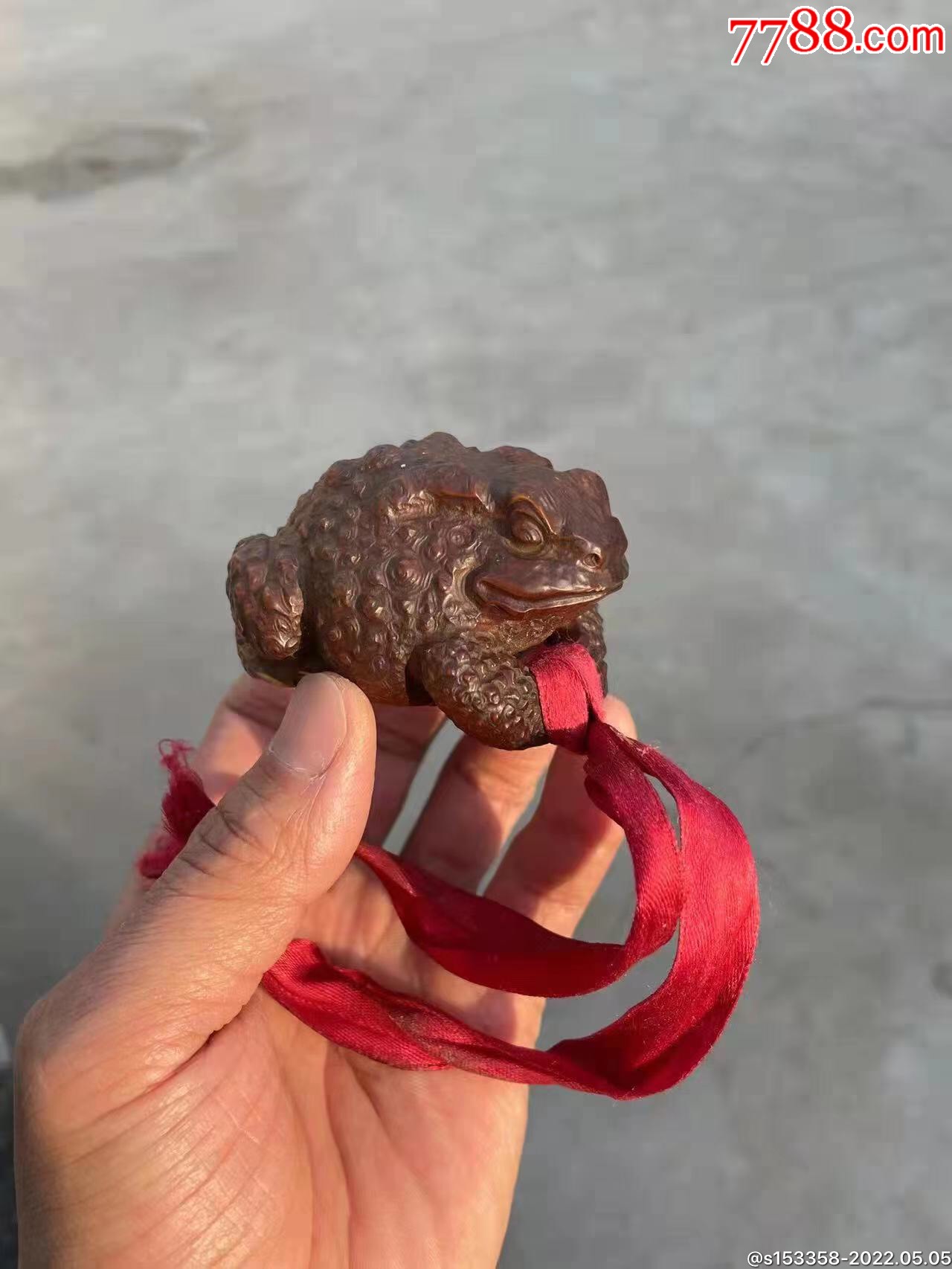 黄杨木金蟾手把件