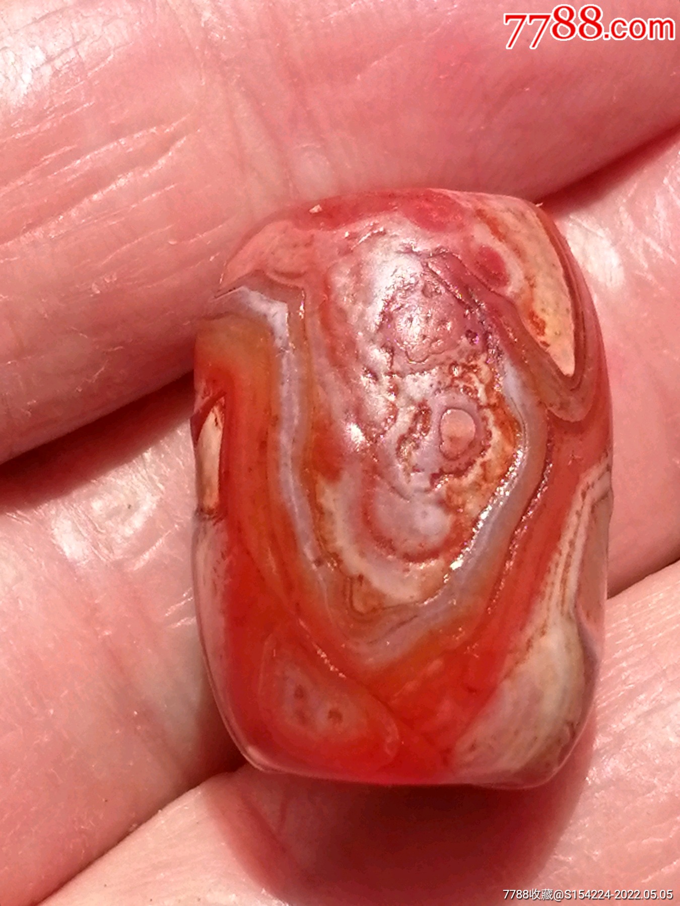 辽金时期红色玛瑙珠子