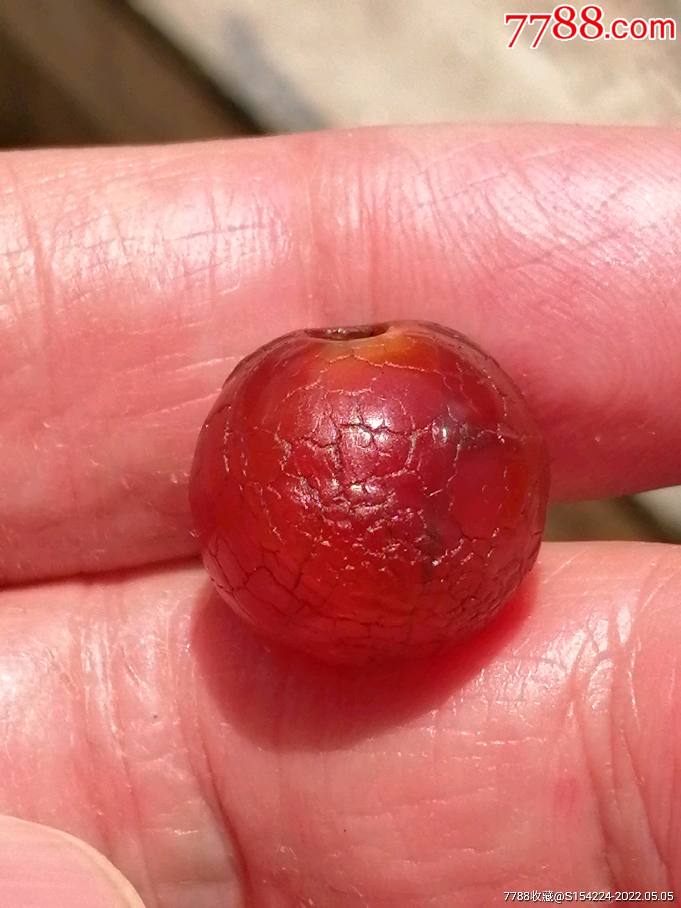 辽金时期红色玛瑙珠子