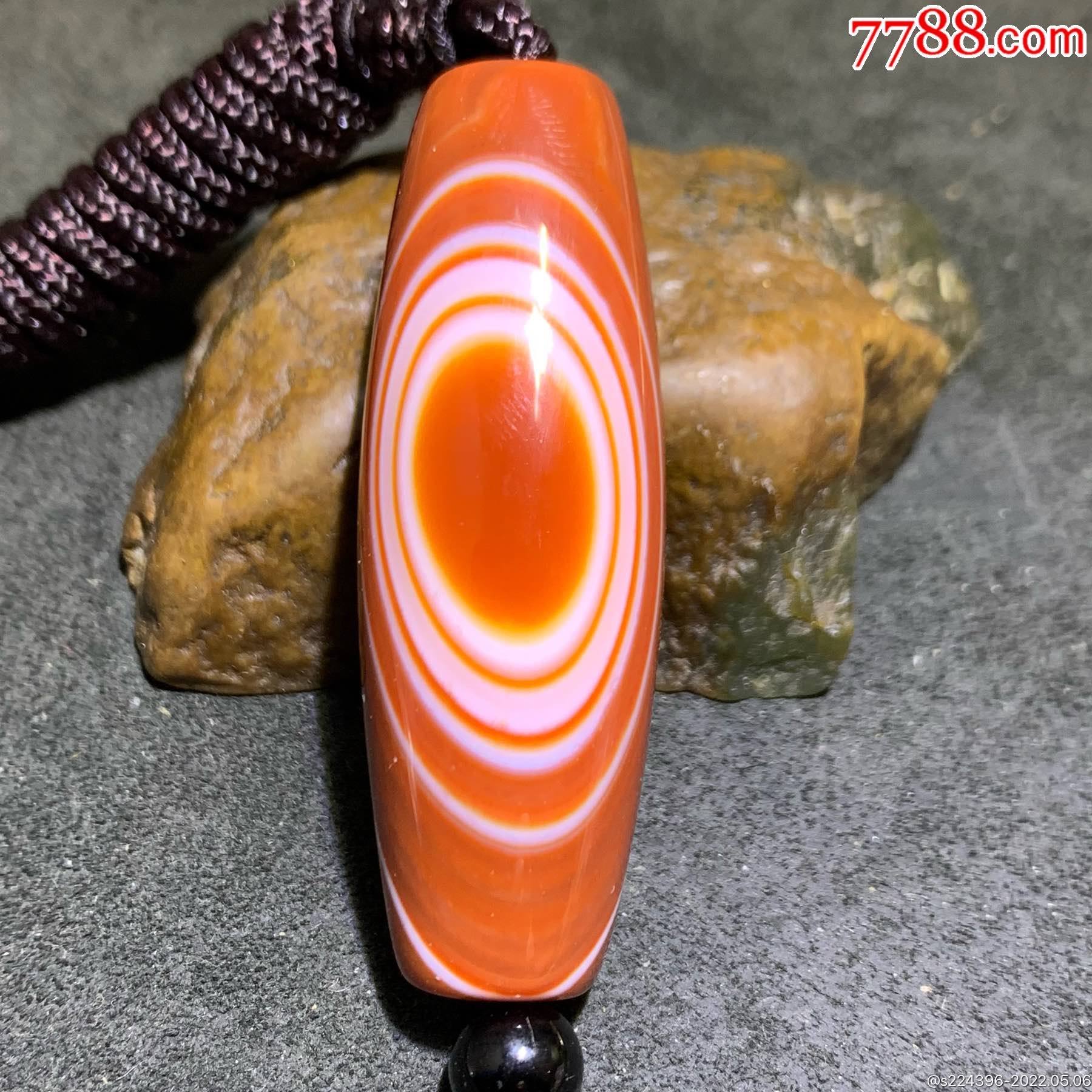 仅此一颗精美高润度红沁天眼纹药师玛瑙天珠形桶珠一颗