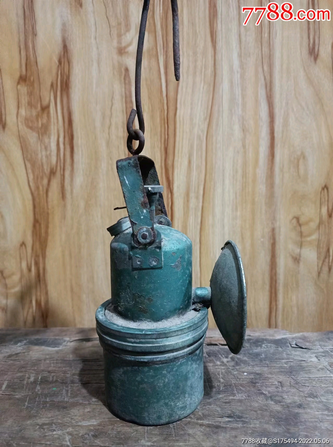 偶的民国旧灯铜嘎石灯全品