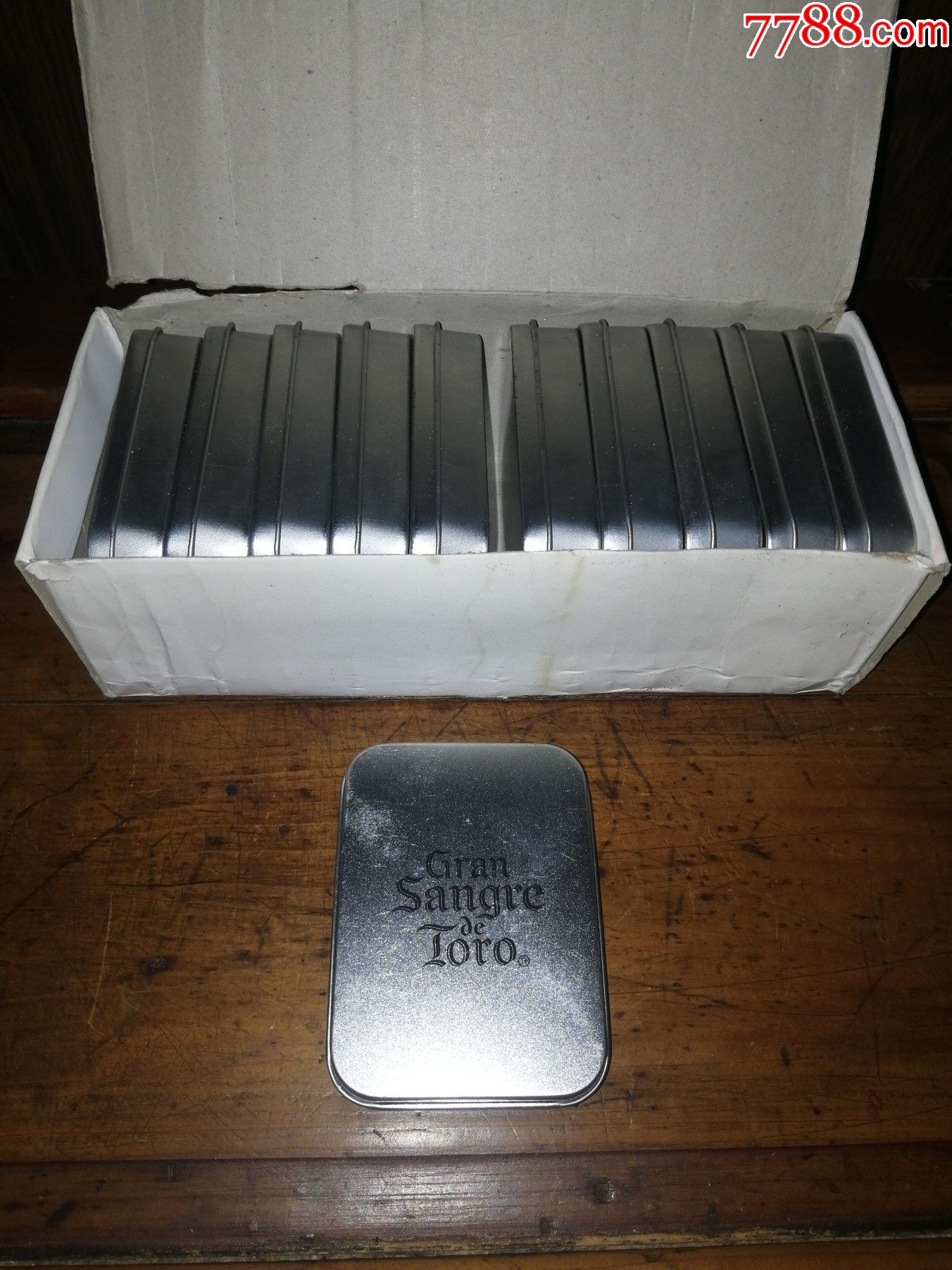 （特價(jià)，洋酒品牌定制）桃樂(lè)絲公司公牛血燃油打火機(jī)（限量收藏）質(zhì)量好_價(jià)格20元【小馬哥一線(xiàn)淘貨店】_第4張_7788收藏__收藏?zé)峋€(xiàn)
