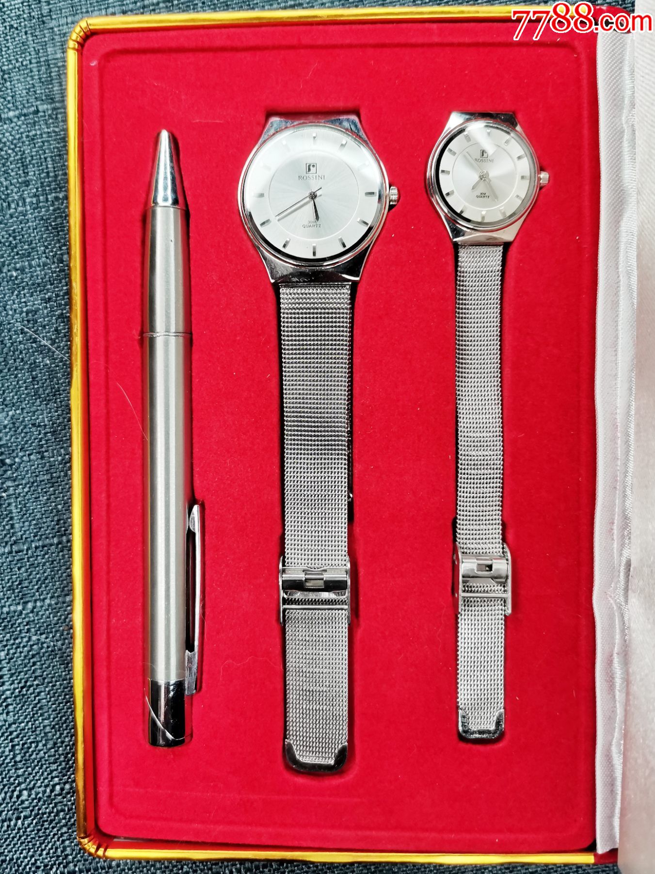 2000年哈尔滨种子交易会纪念表bossini表堡狮龙石英表中古腕表_手表