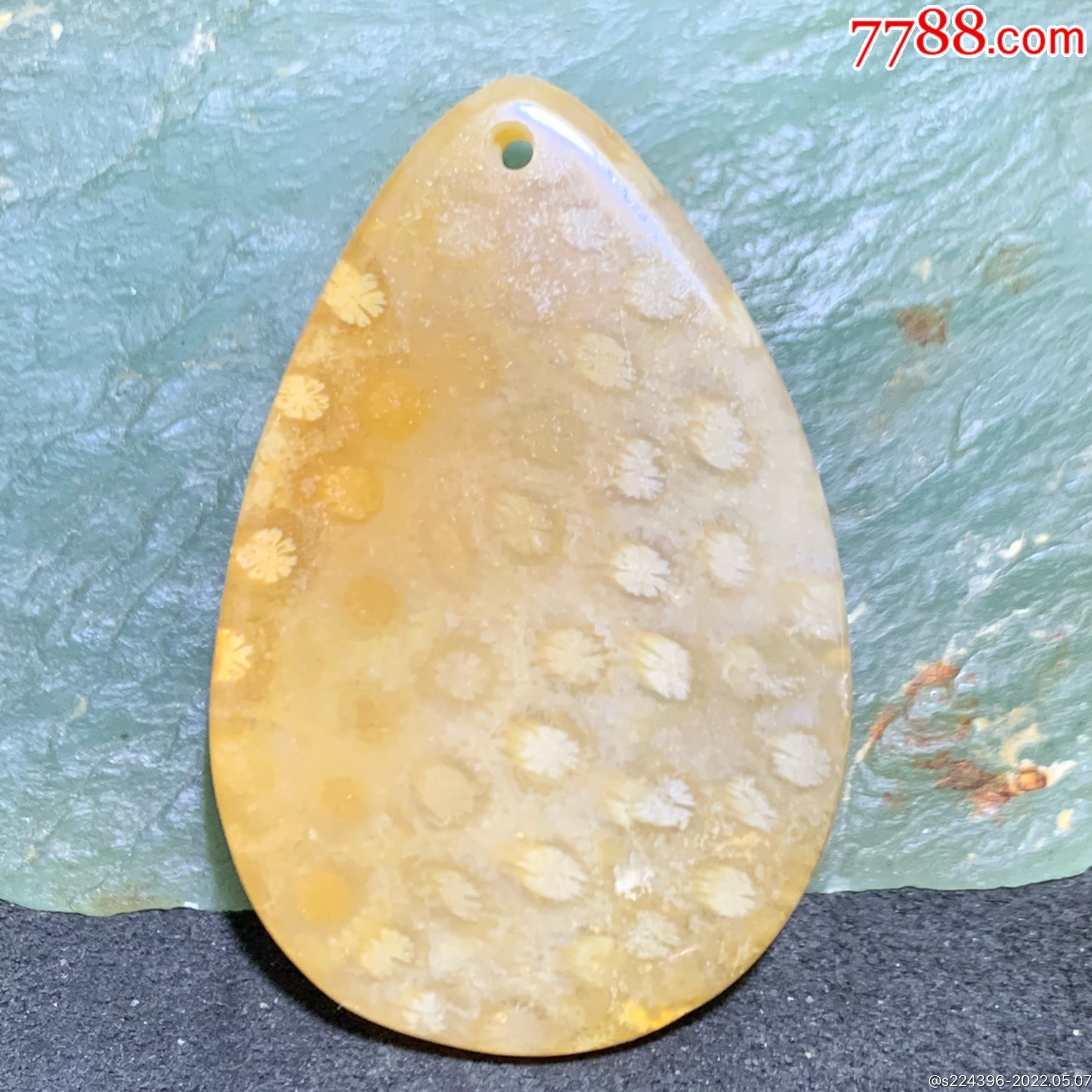 精美高玉化水滴型小花珊瑚玉吊坠一个,-价格:39元-se86946834-珊瑚