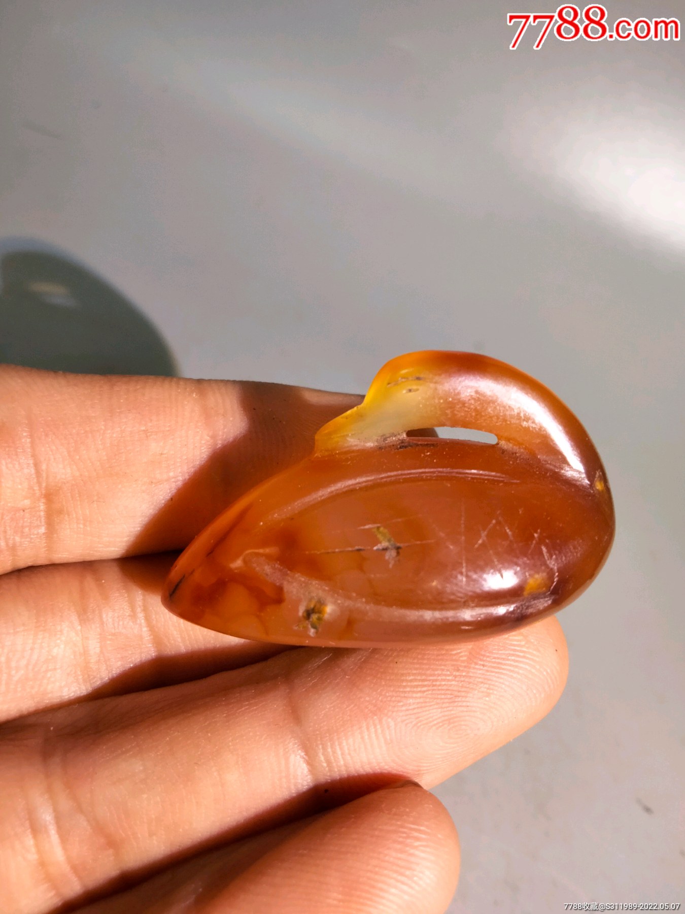 以前收的辽金老玛瑙回头雁风化明显包浆沁色浓厚