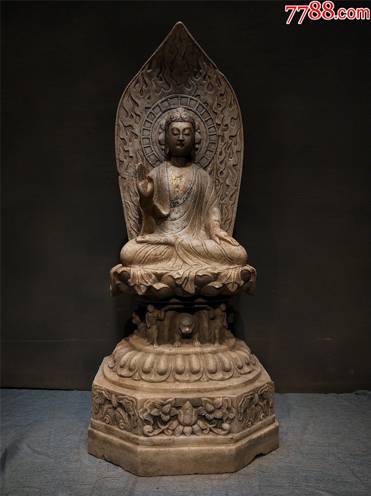 精美汉白玉彩绘坐佛居家供奉