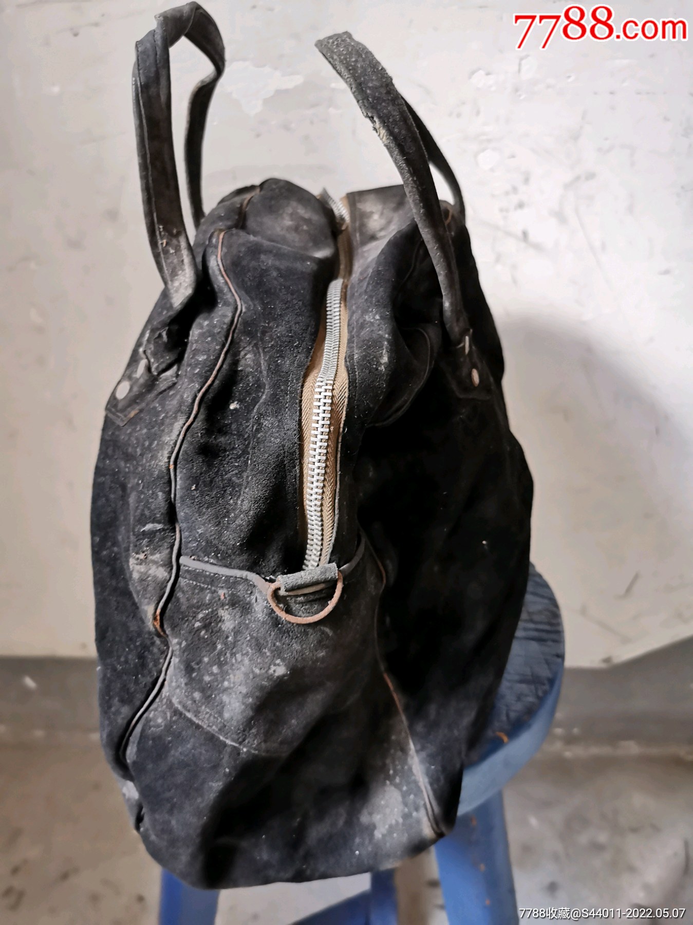 文革手提包皮兜子年代感强自然旧