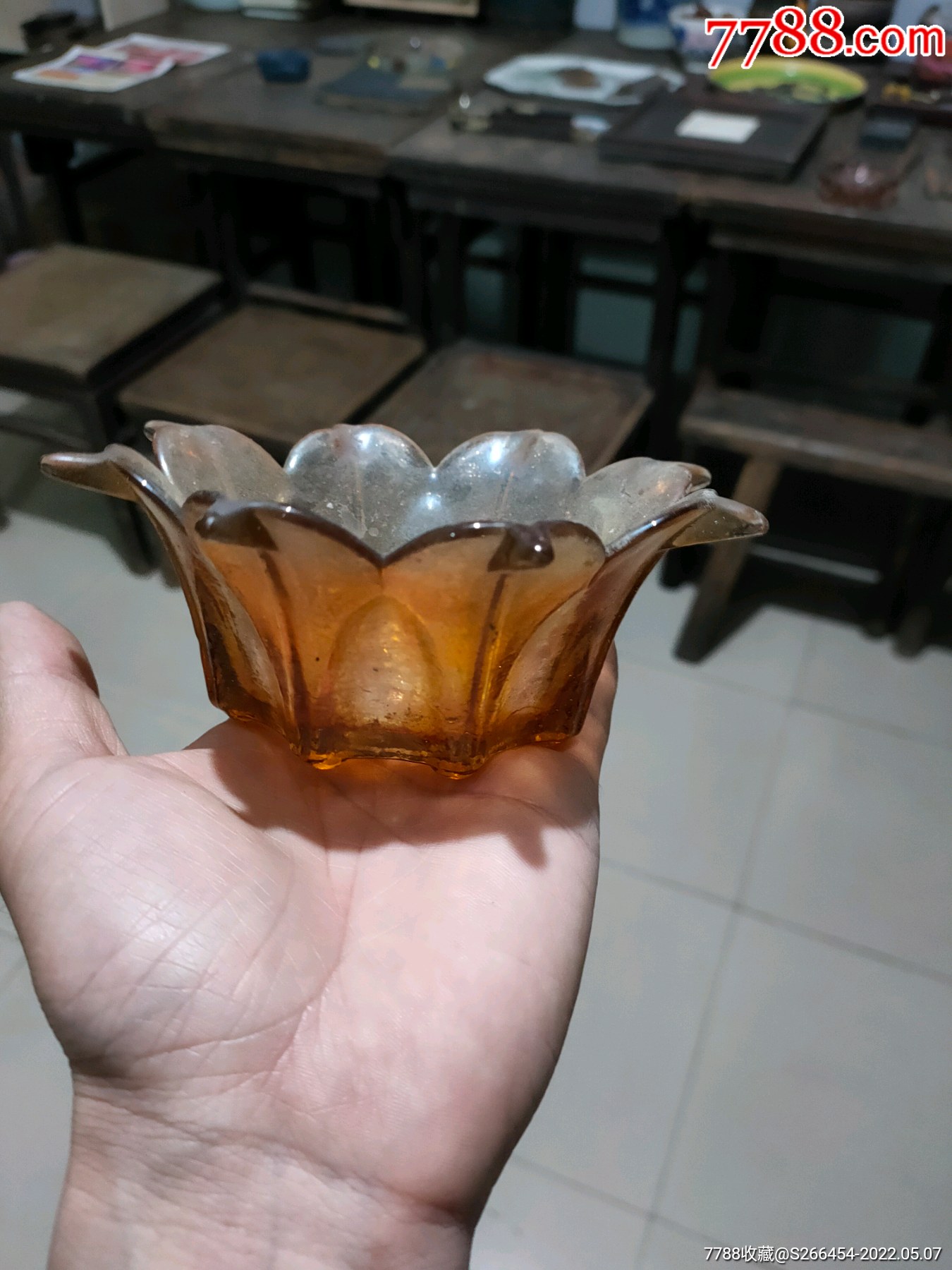 玉兰花形琉璃烟灰缸_价格60元_第1张_7788商城__七七八八商品交易平台