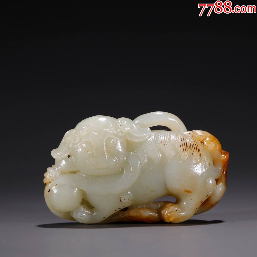 老和田玉狮子戏球雕件wa21s18f