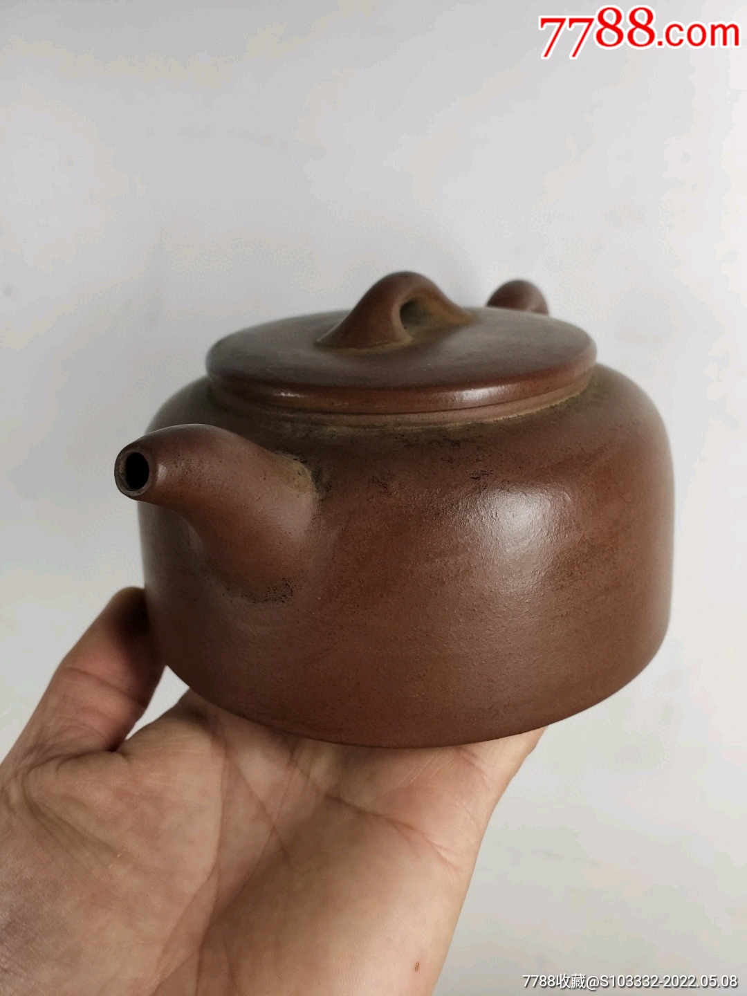 民间收到民藏徐友泉山水之中作主人士衡底款老紫砂壶一把包浆醇厚保存