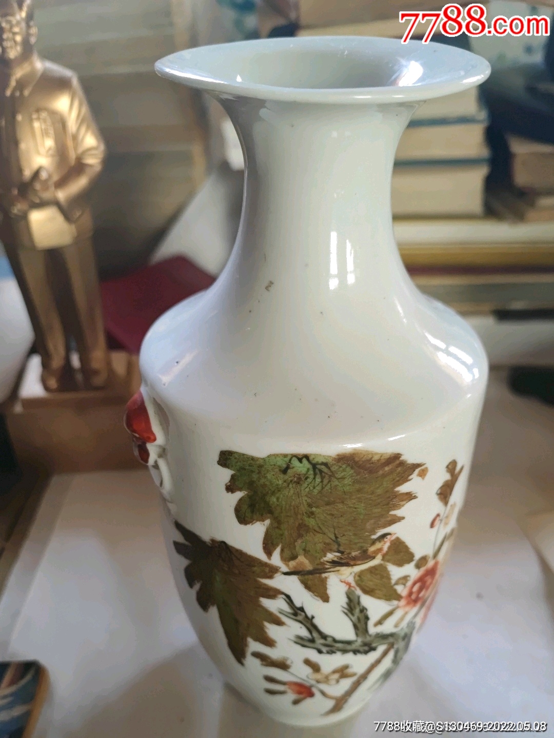 清末民初兽首双耳手绘粉彩花鸟瓶_价格1800元_第1张_7788收藏__收藏