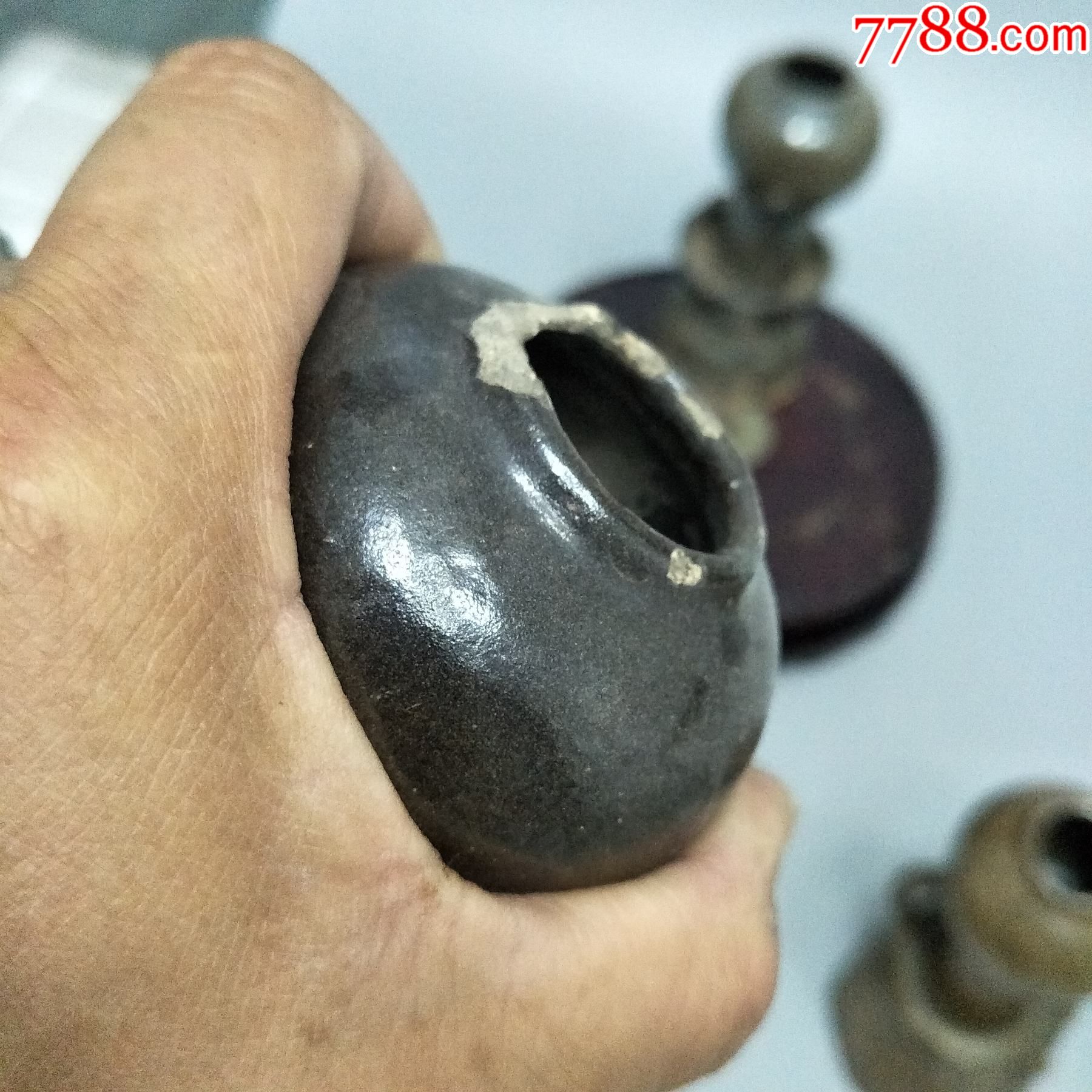 清代资金釉老油灯三个包老包邮不议价两个有小擦皮一个把手断掉