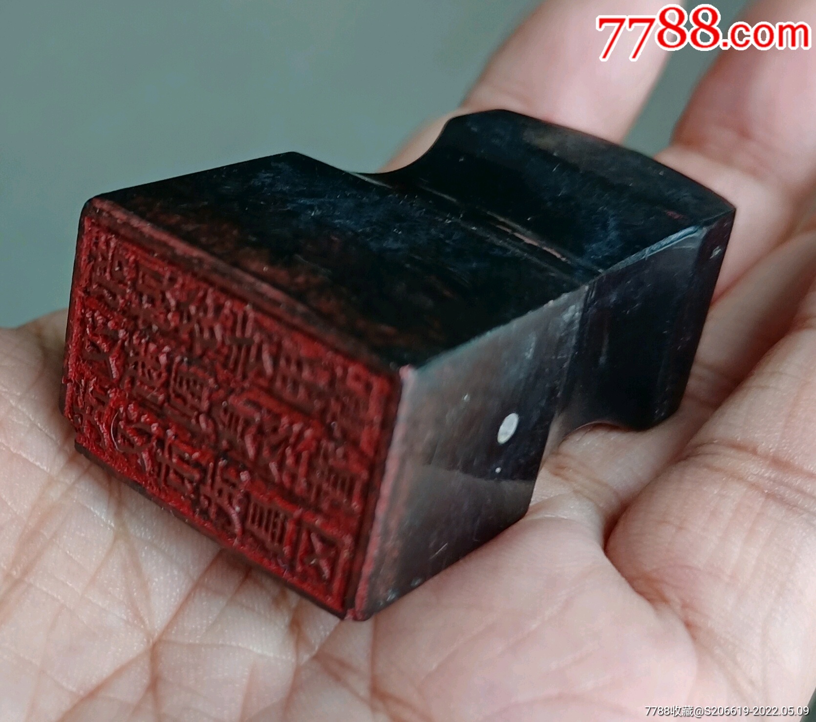 武汉特产牛角竖方章别的地区很少这种形状就是武汉特产印章感兴趣的话