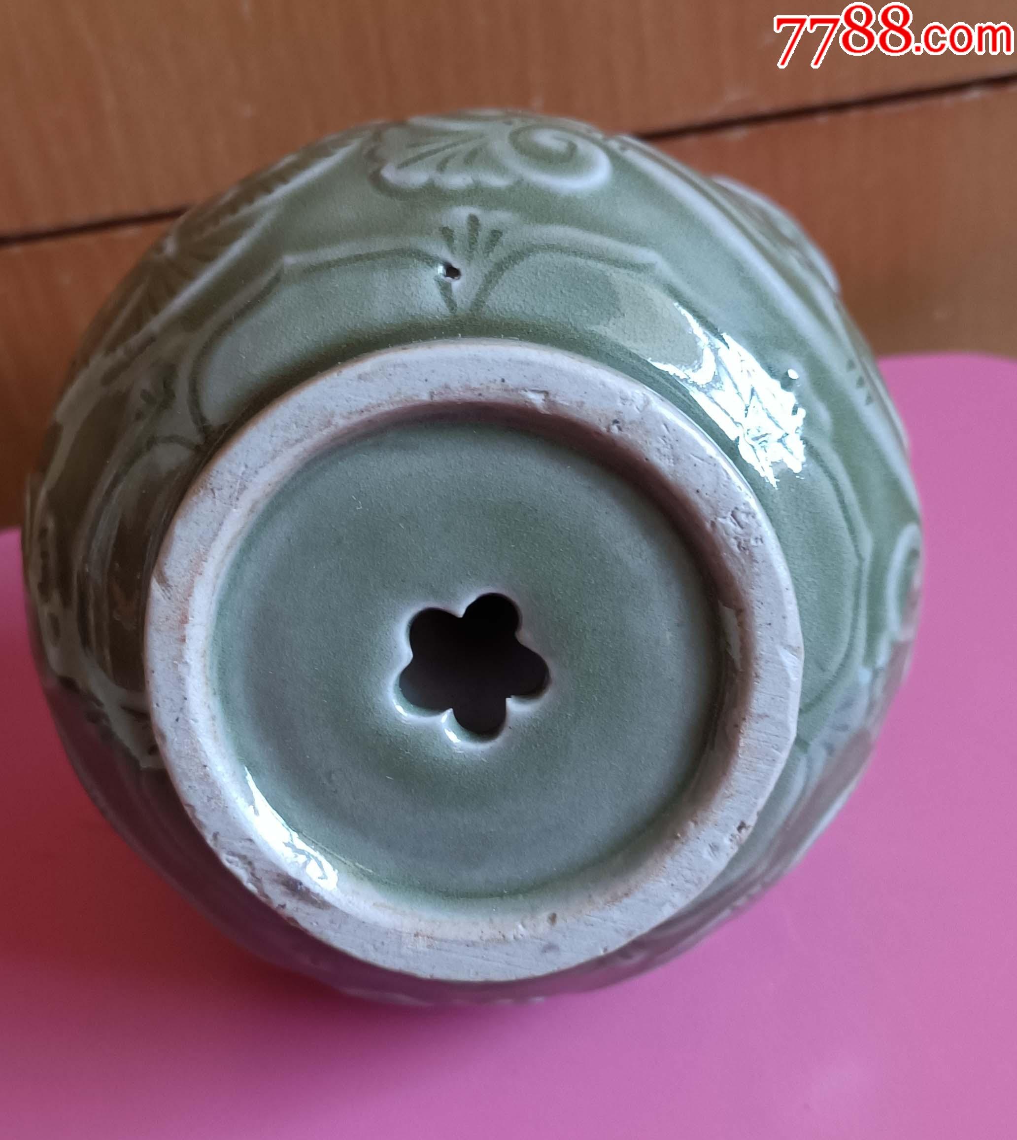名瓷耀州窑青釉倒流酒壶式样奇特