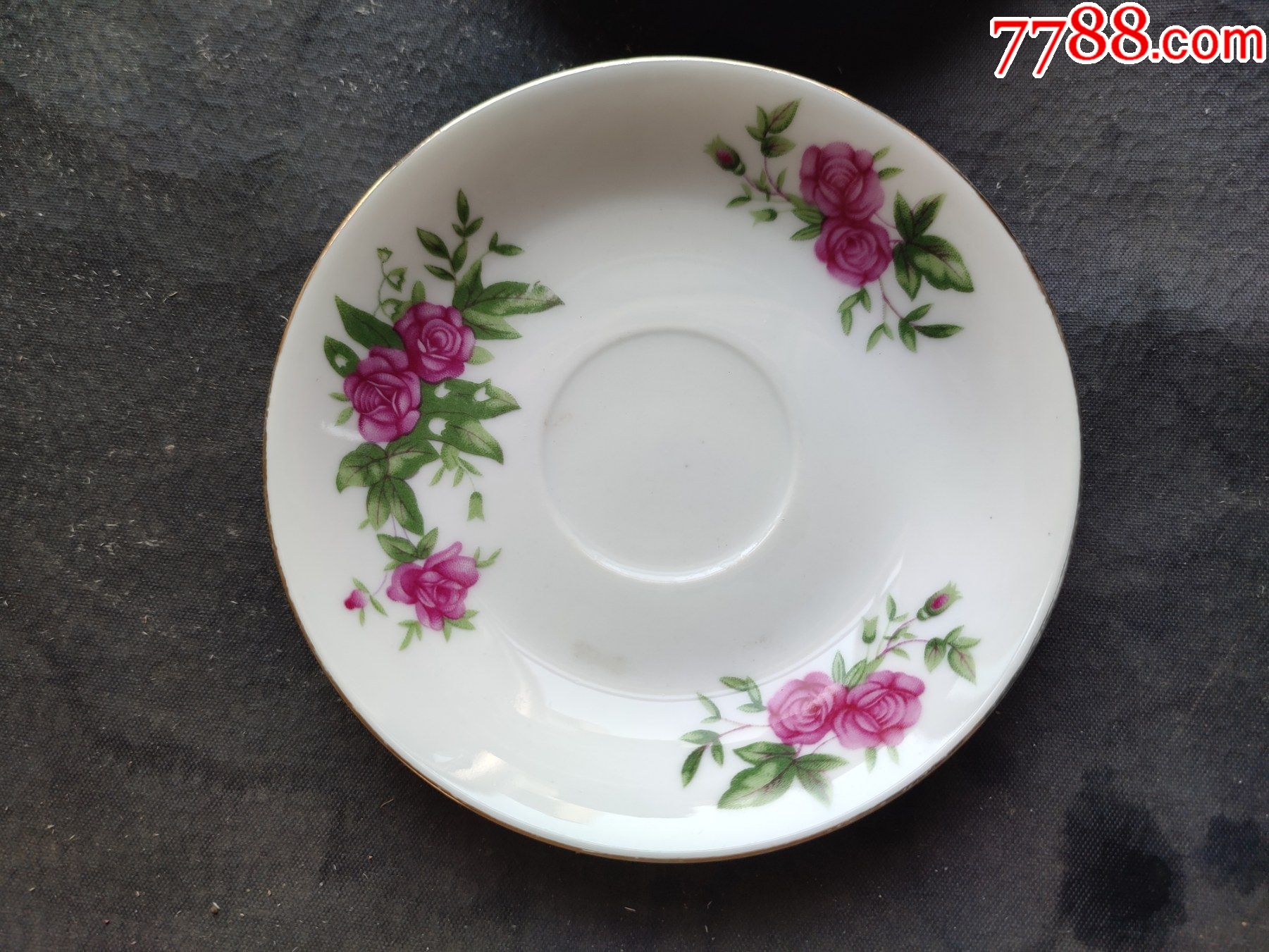 两个全品印花瓷器果盘直径11厘米全品如图所示