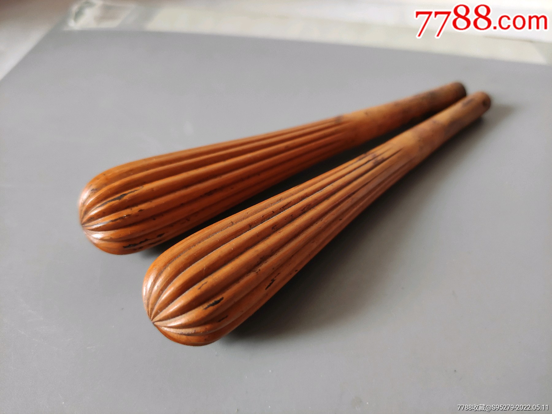 老的二胡琴轴黄杨木