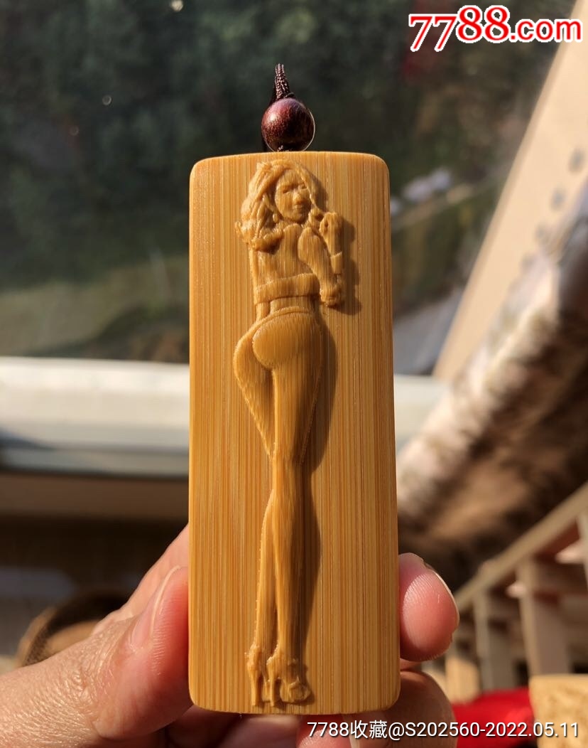 玉竹雕刻性感美女手把件26025