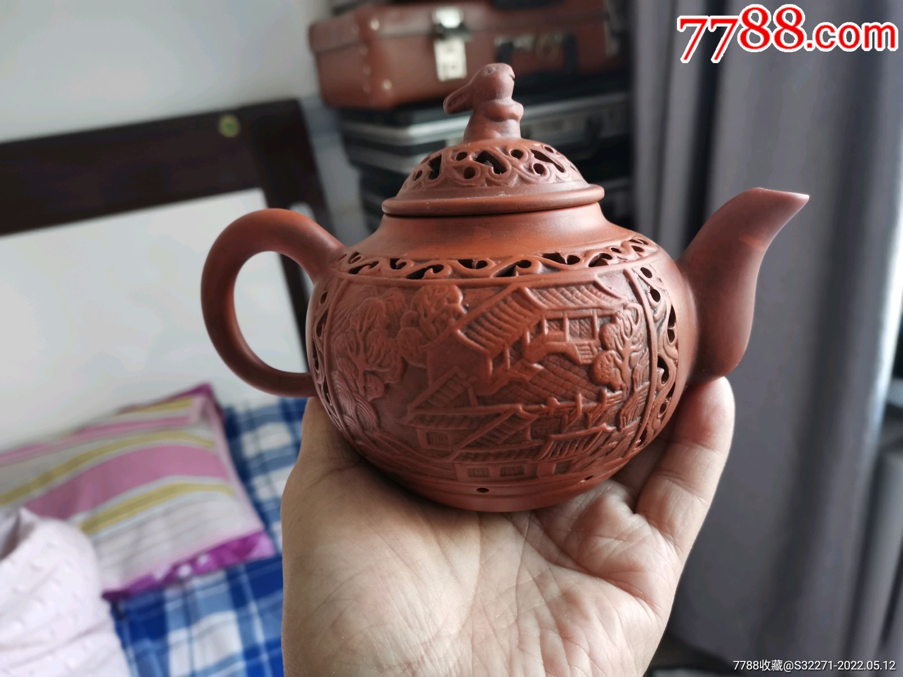 双层镂空小茶壶